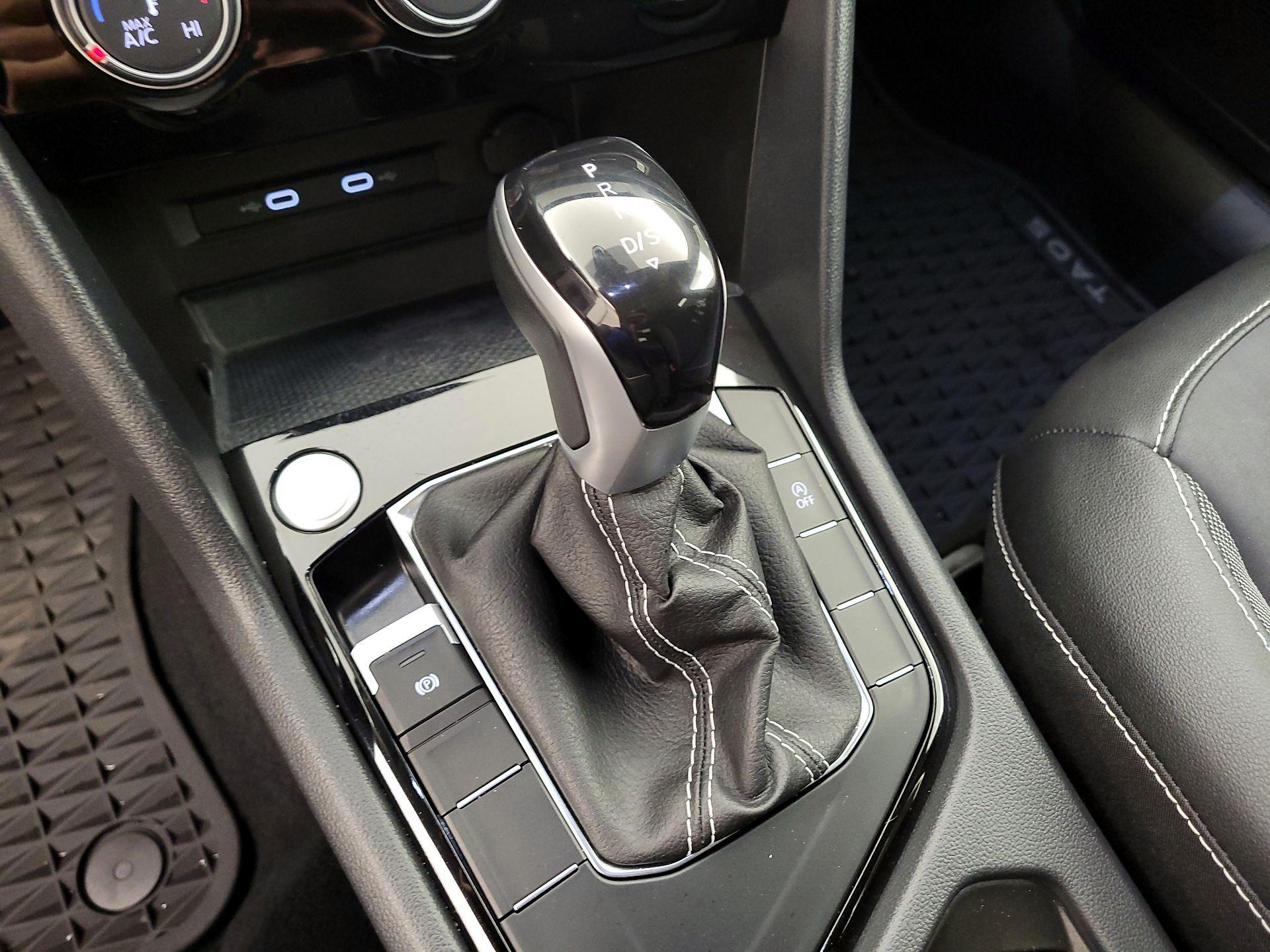 Thumbnail: 2023 Volkswagen Taos - 17