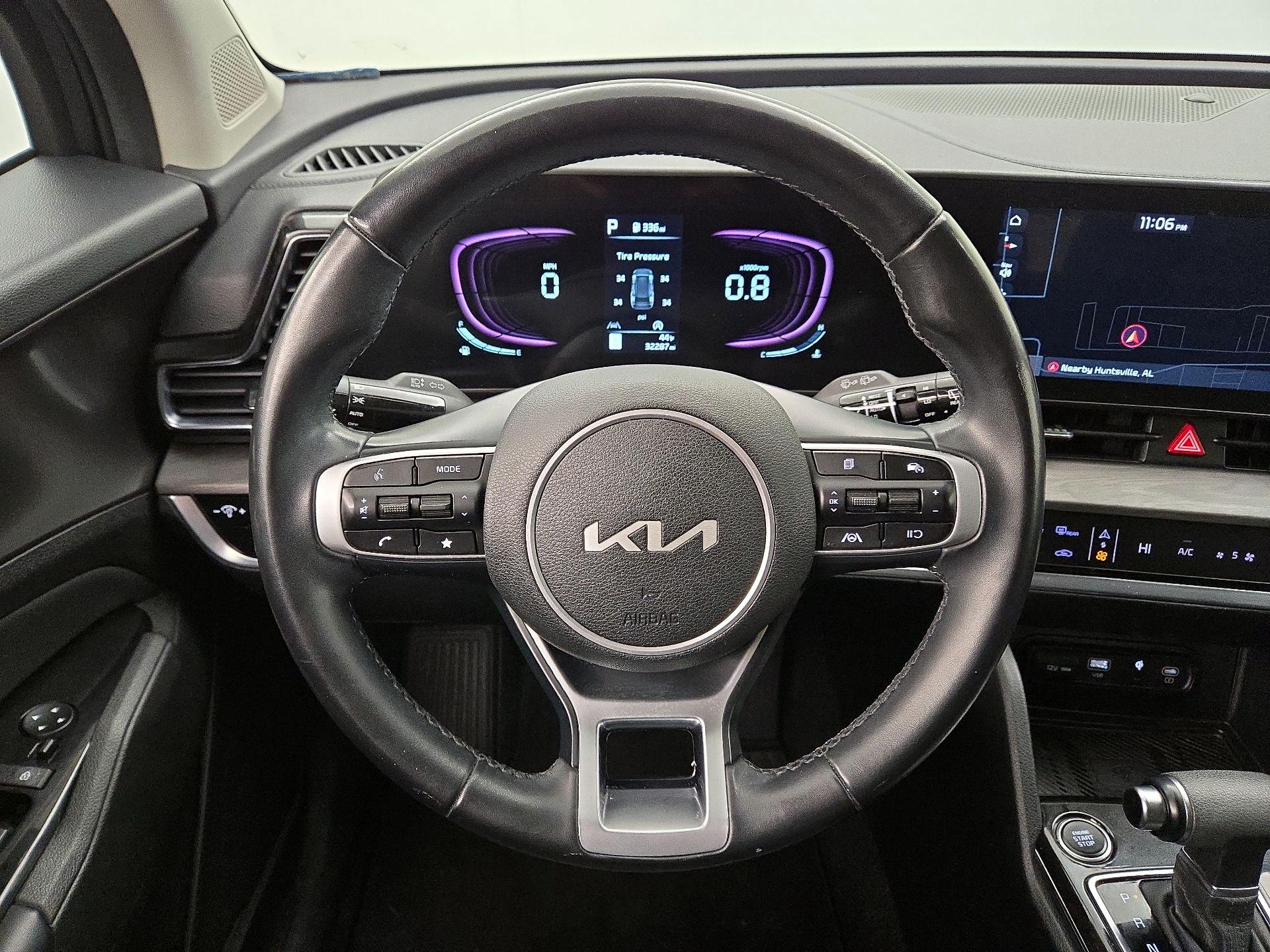 Thumbnail: 2023 Kia Sportage - 10