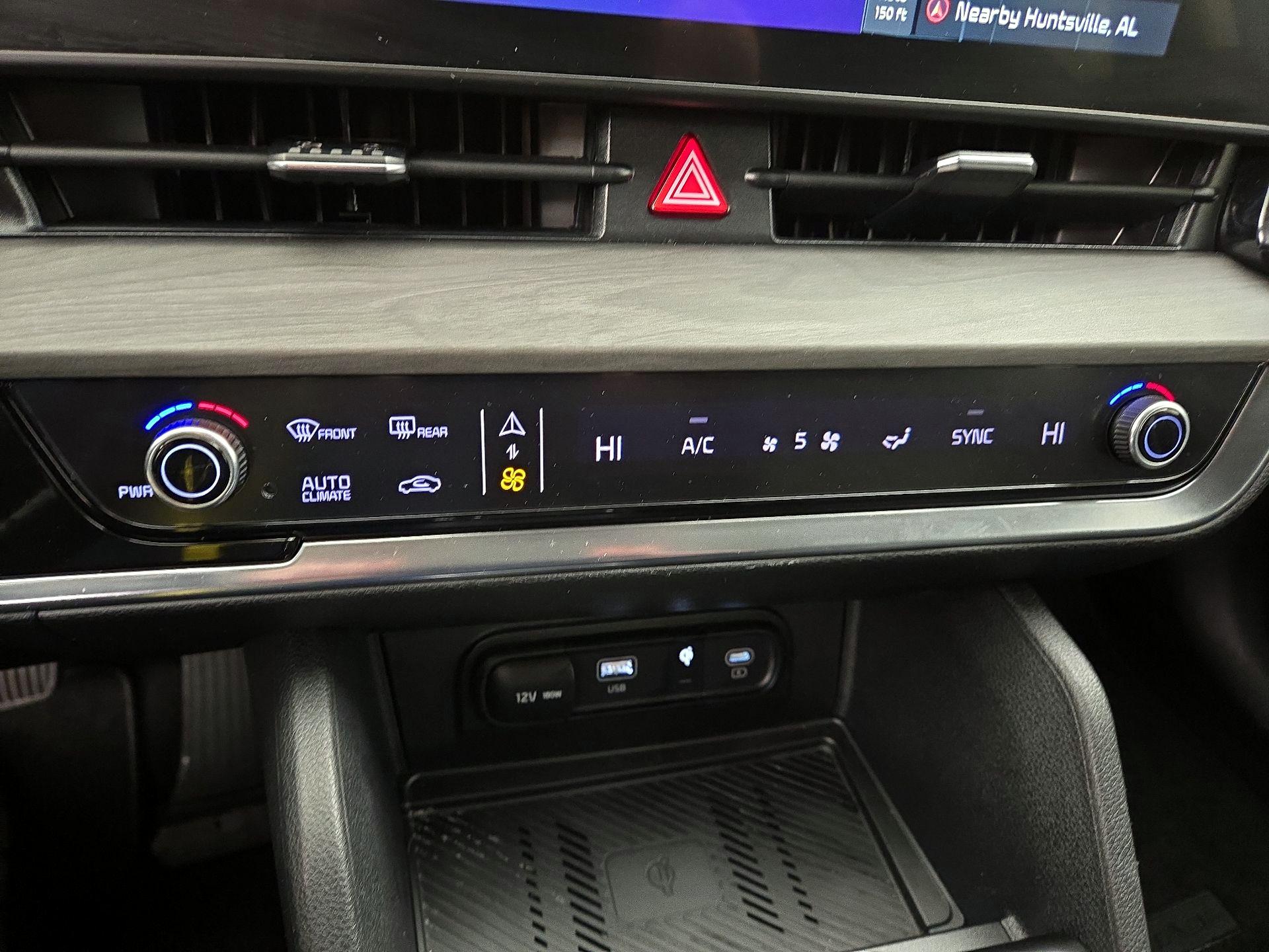 Thumbnail: 2023 Kia Sportage - 17