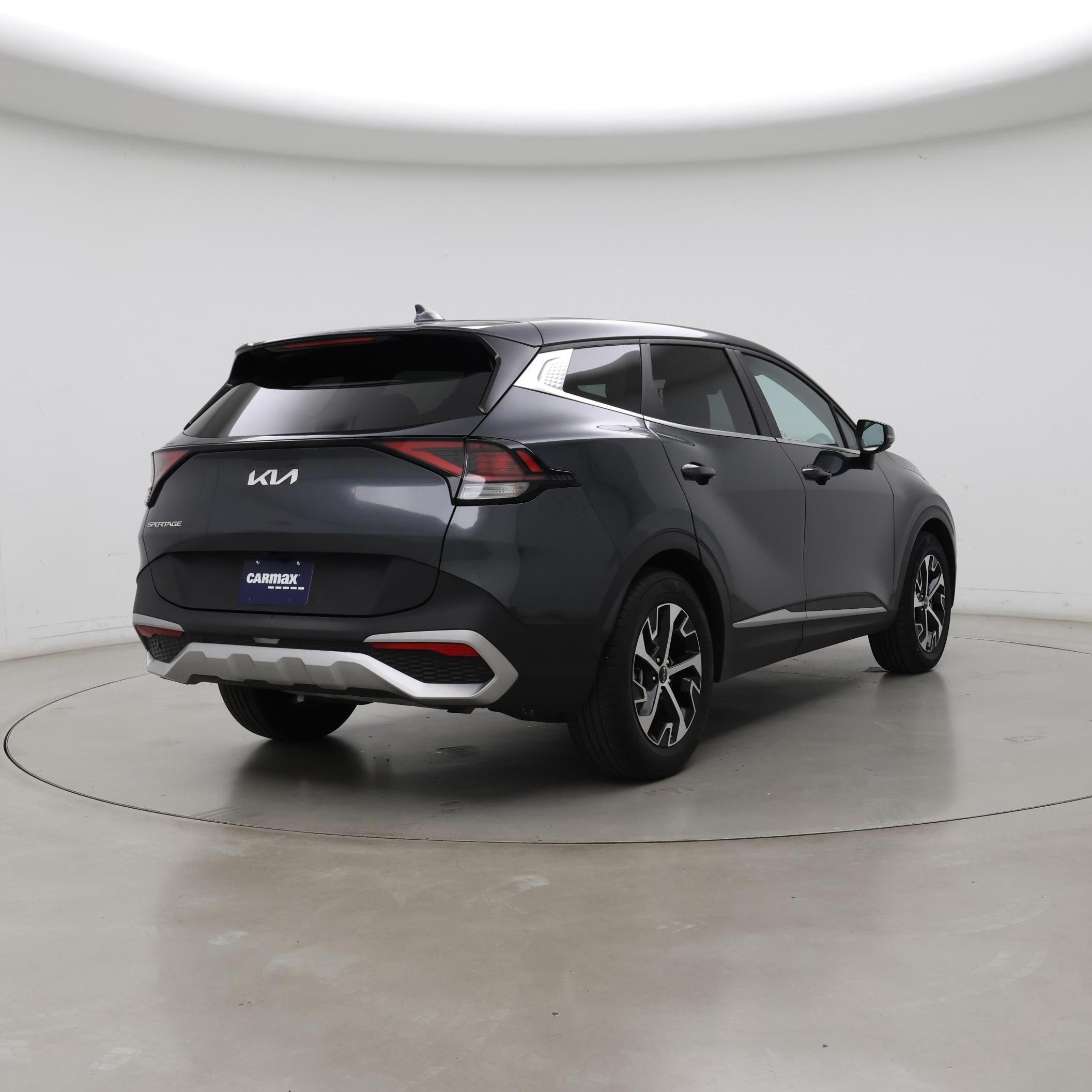 Thumbnail: 2023 Kia Sportage - 8