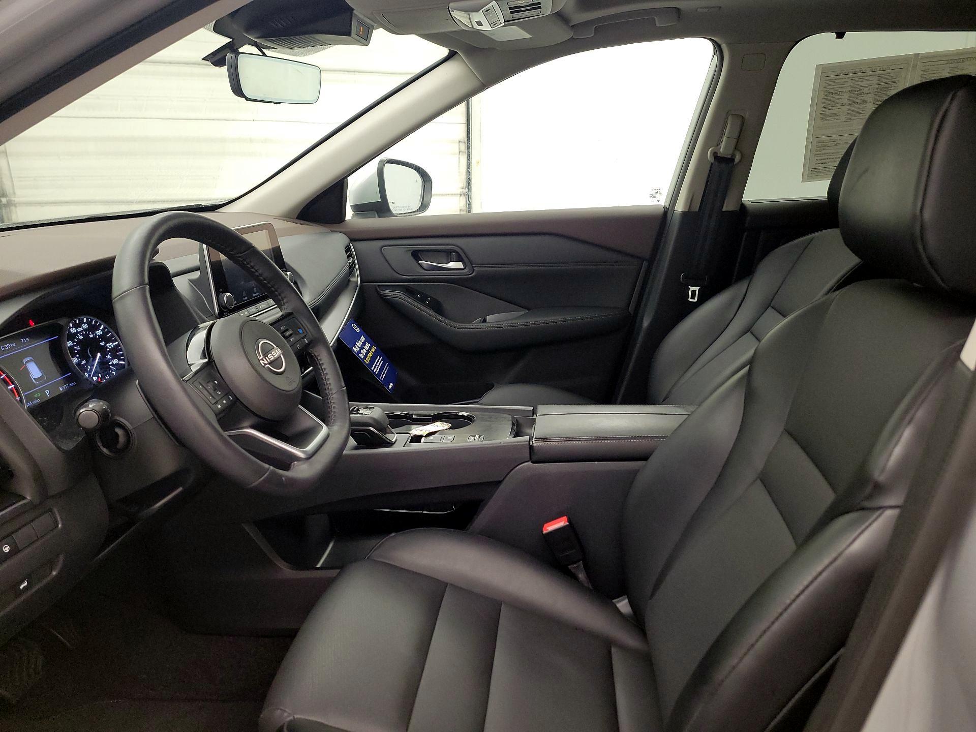 Thumbnail: 2022 Nissan Rogue - 11