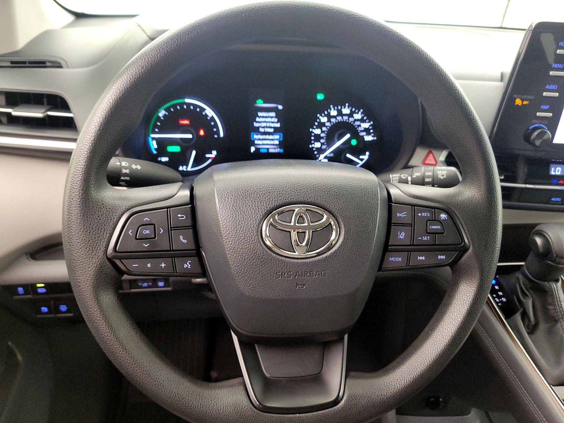 Thumbnail: 2023 Toyota Sienna - 10