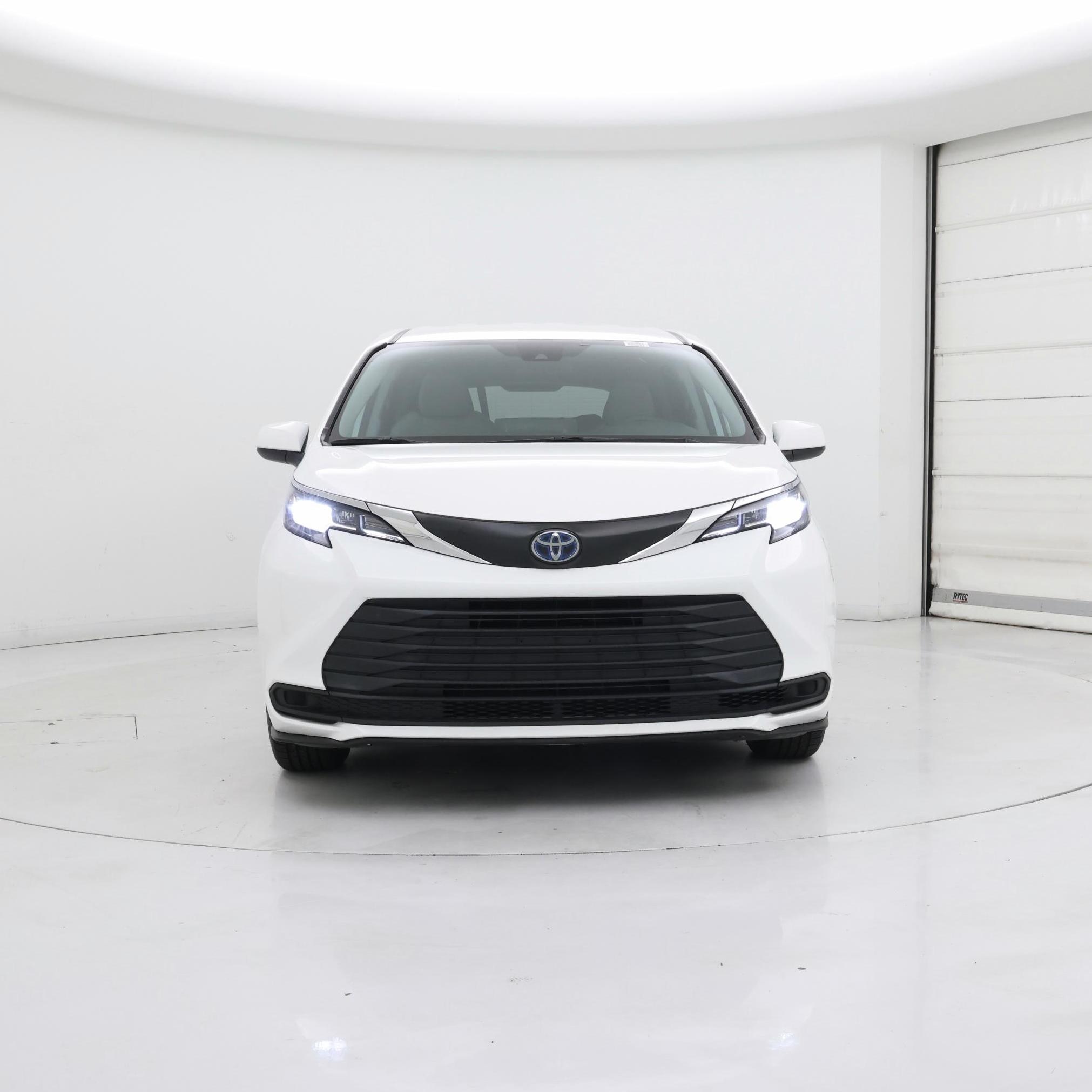 Thumbnail: 2023 Toyota Sienna - 5