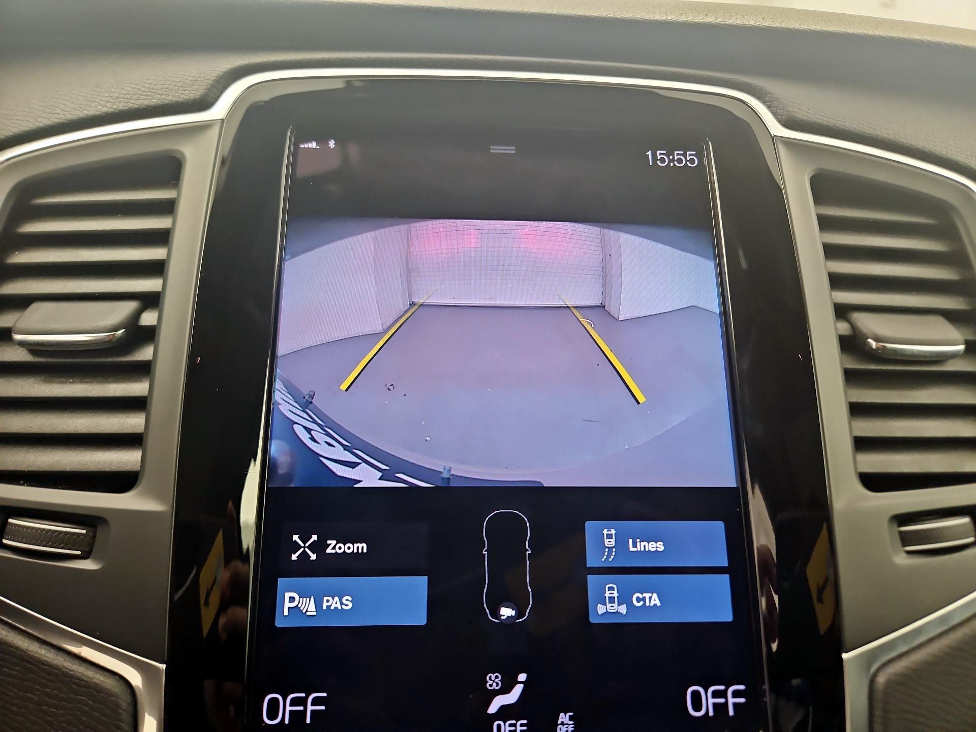 Thumbnail: 2022 Volvo XC90 - 15