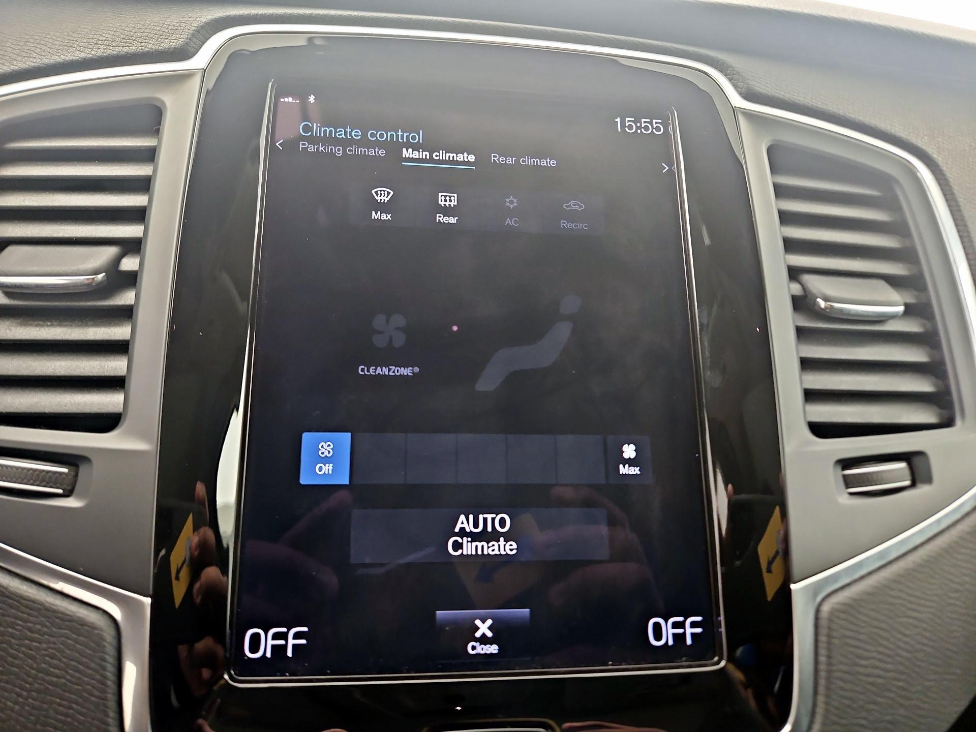 Thumbnail: 2022 Volvo XC90 - 17