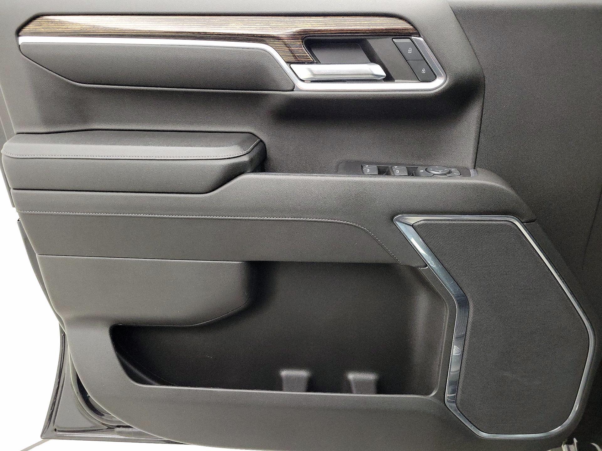 Thumbnail: 2023 GMC Sierra 1500 - 12