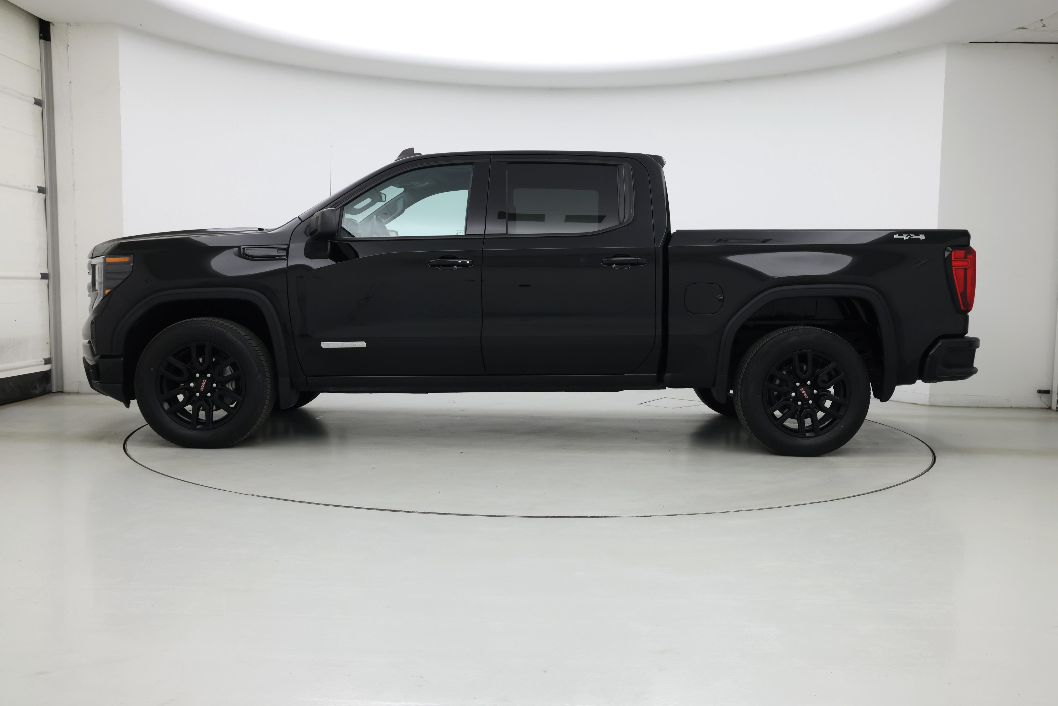 Thumbnail: 2023 GMC Sierra 1500 - 3