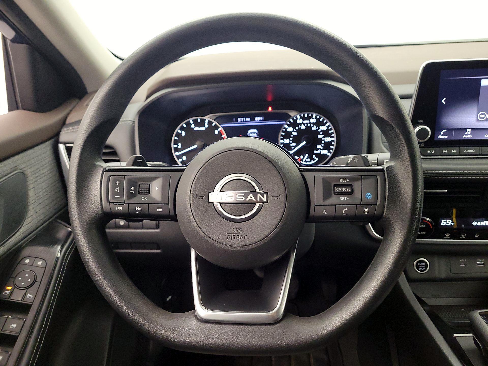 Thumbnail: 2023 Nissan Rogue - 10