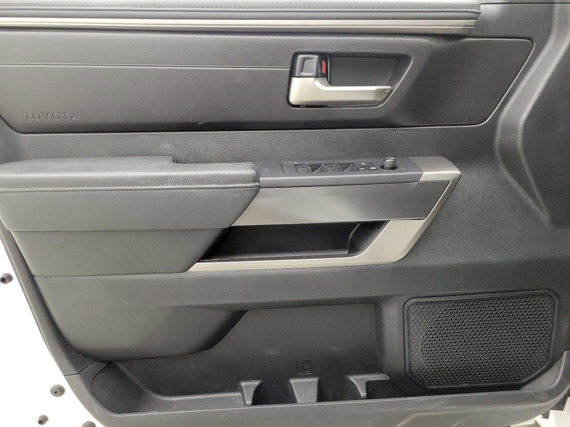 Thumbnail: 2022 Toyota Tundra - 12