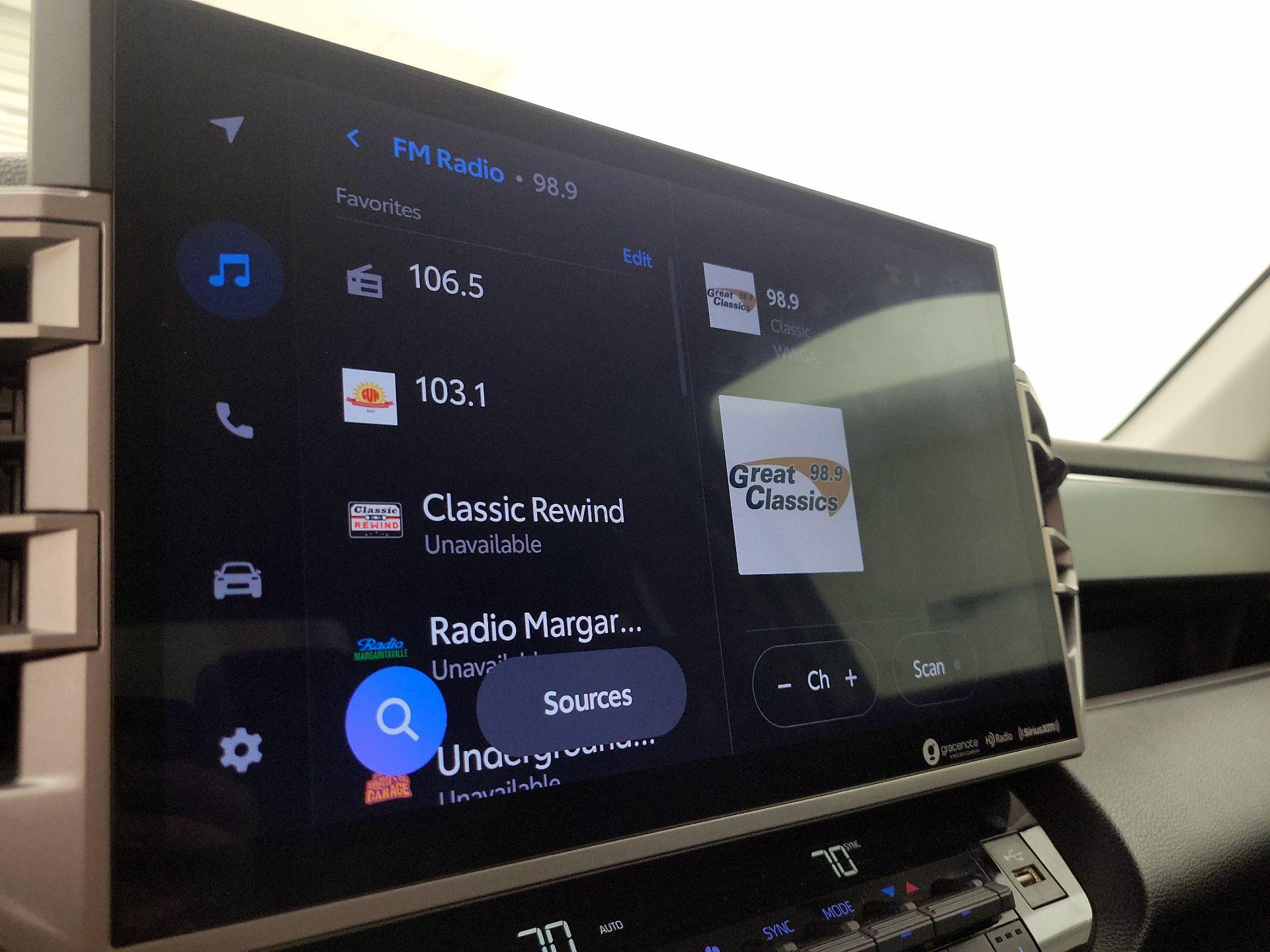 Thumbnail: 2022 Toyota Tundra - 15