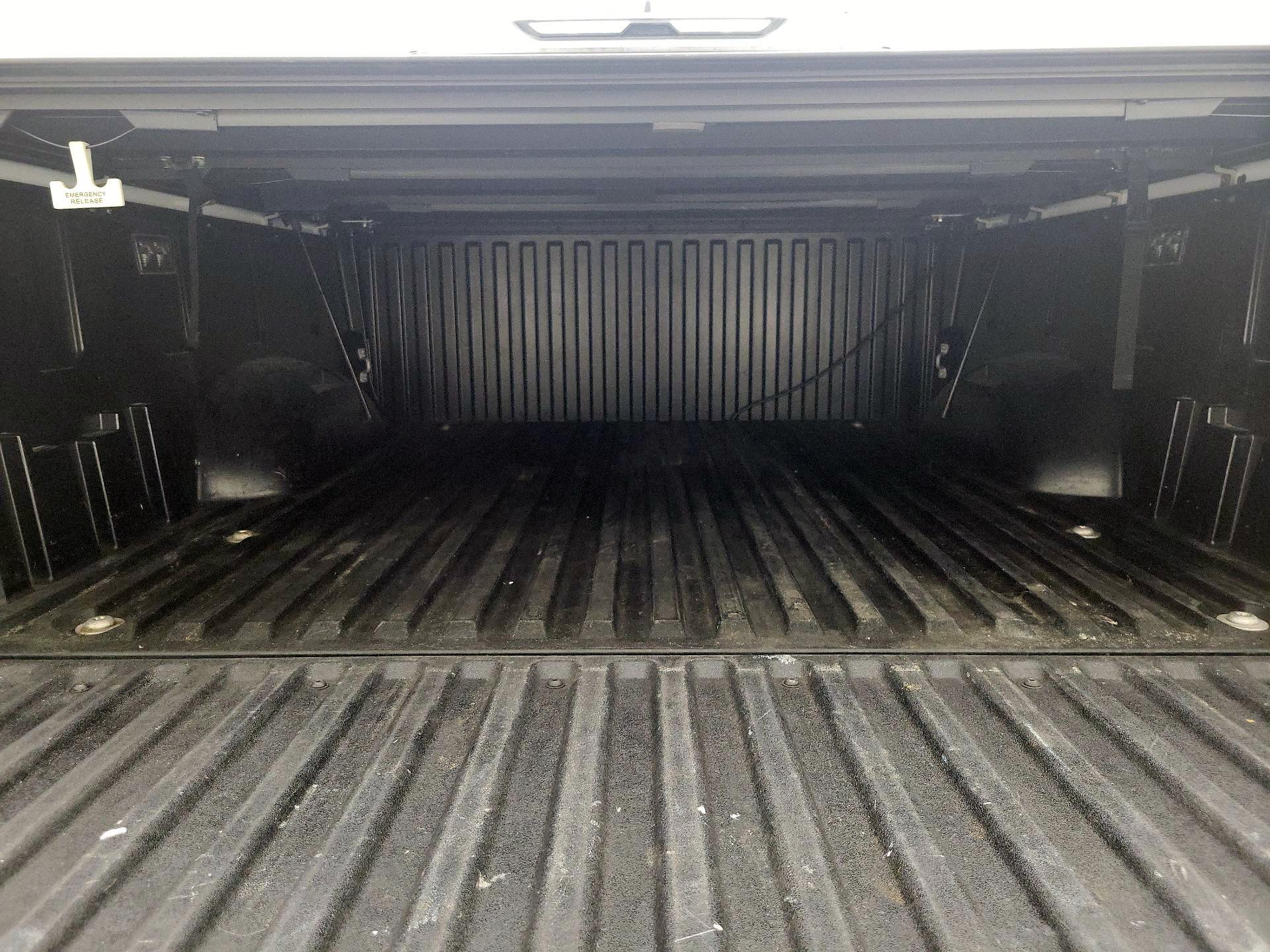 Thumbnail: 2022 Toyota Tundra - 20