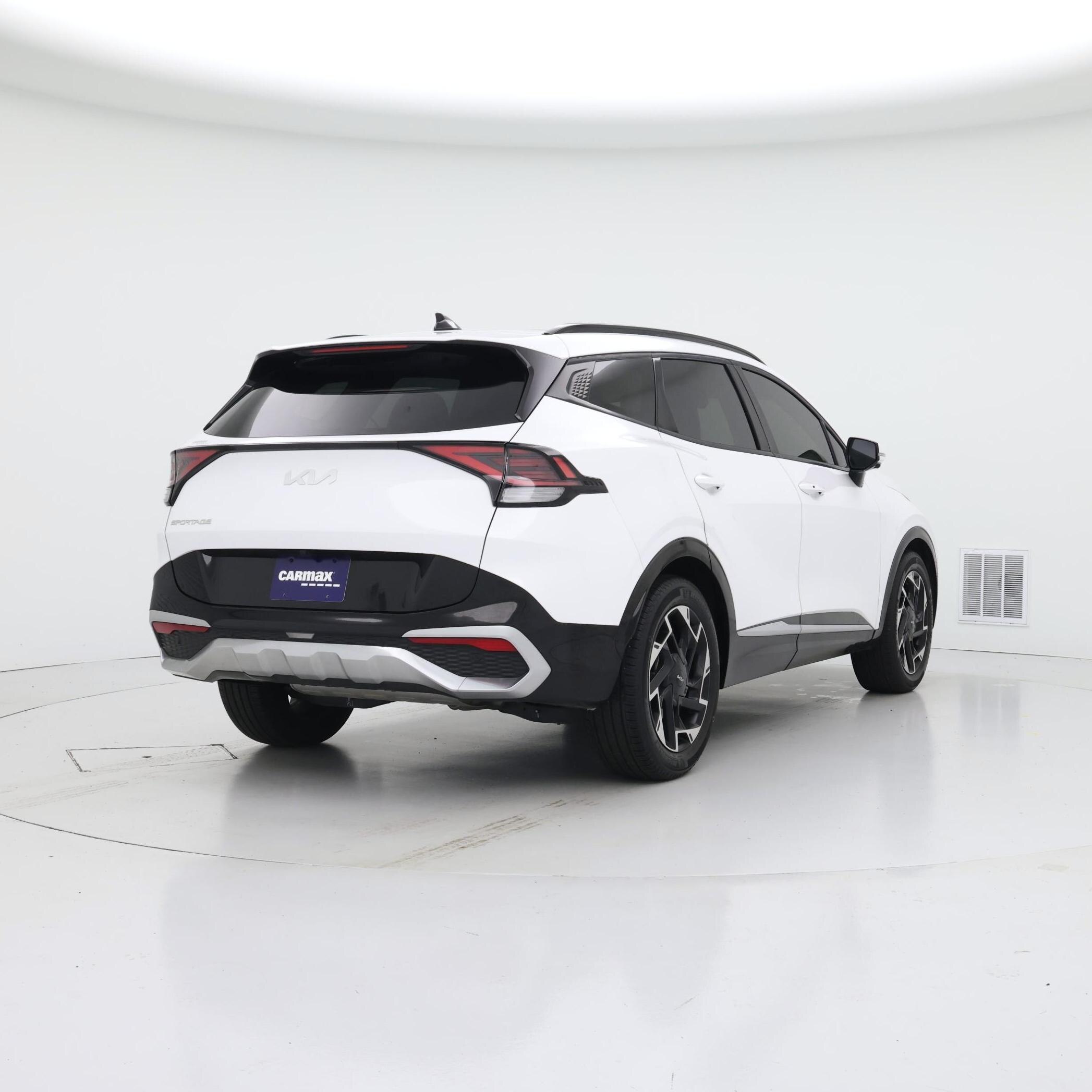 Thumbnail: 2023 Kia Sportage - 8