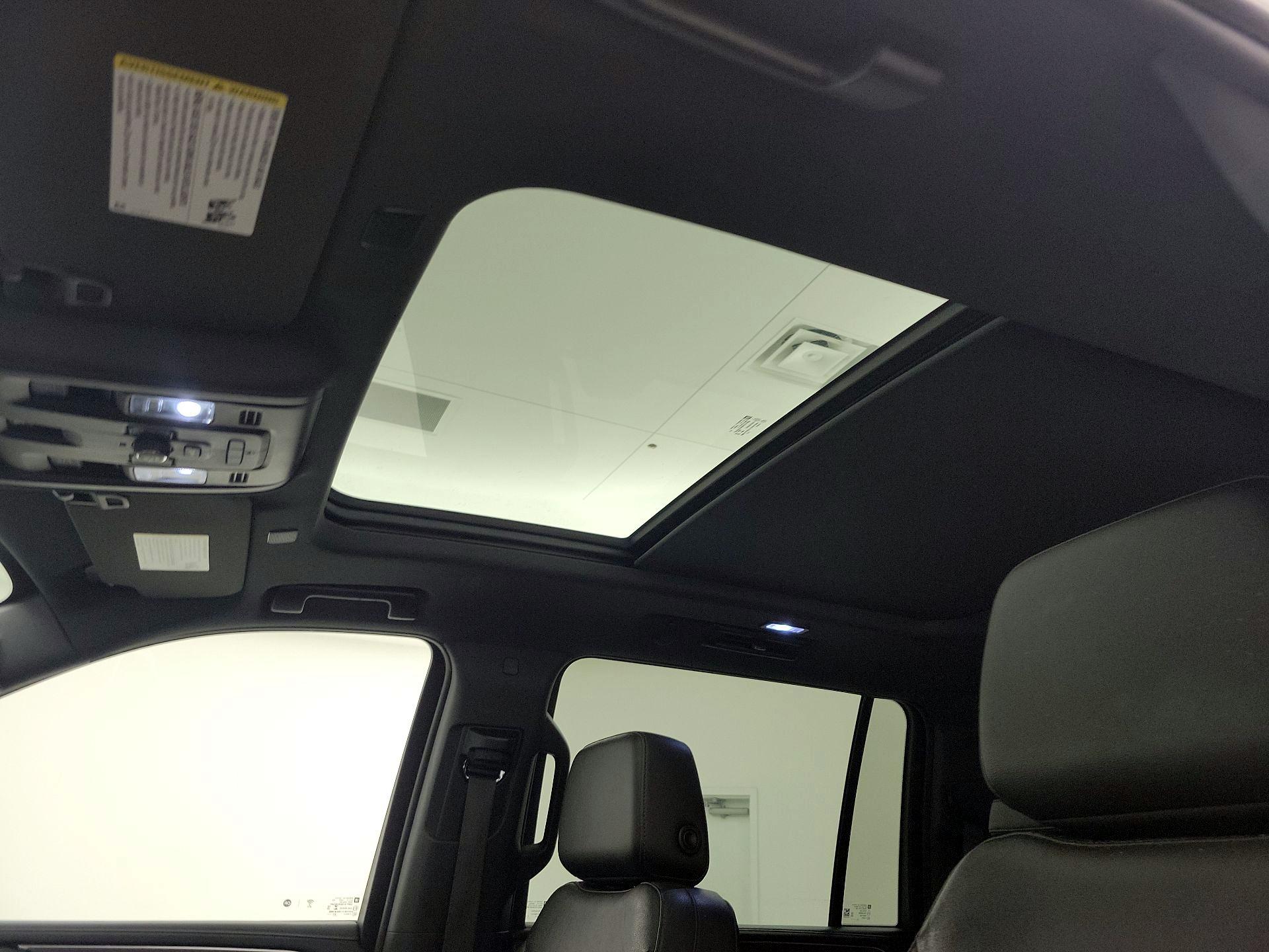 Thumbnail: 2023 Chevrolet Suburban - 19