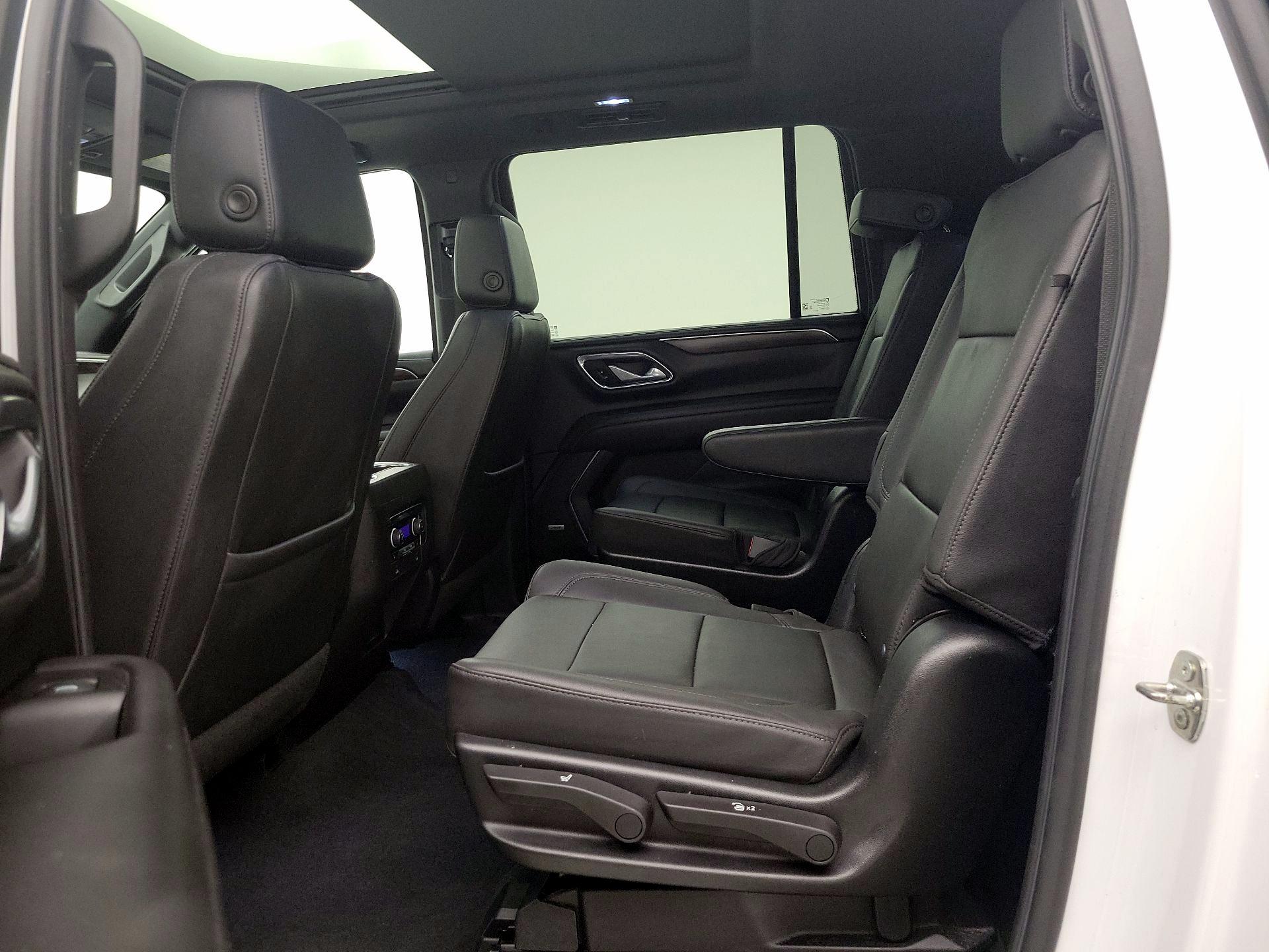 Thumbnail: 2023 Chevrolet Suburban - 20