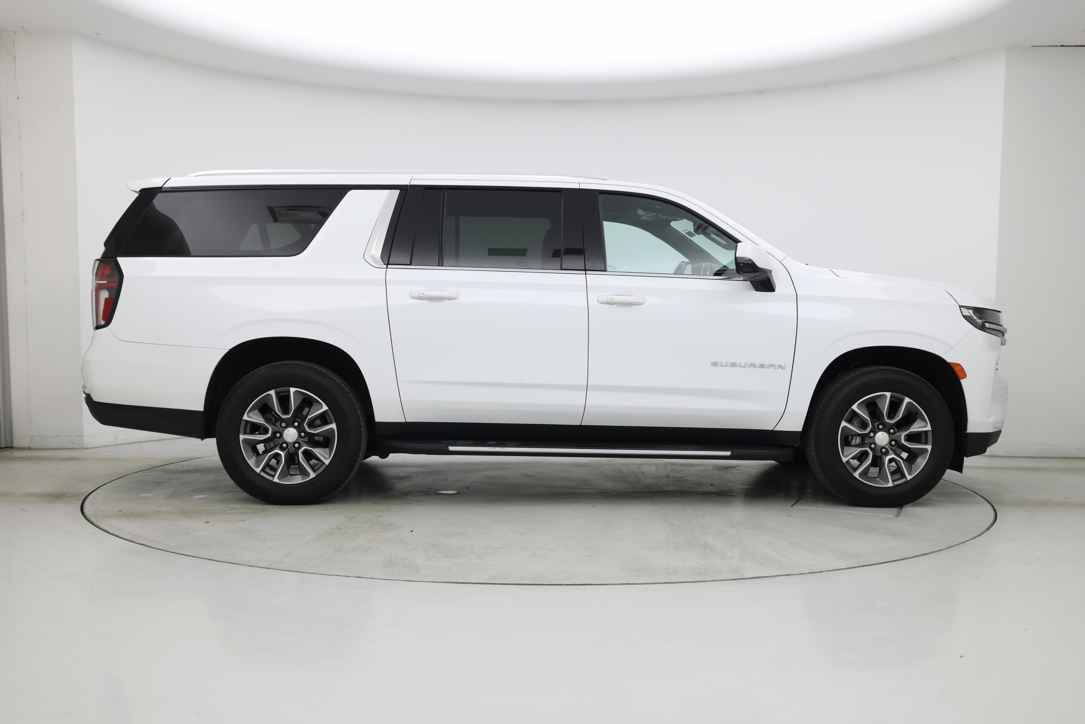 Thumbnail: 2023 Chevrolet Suburban - 7