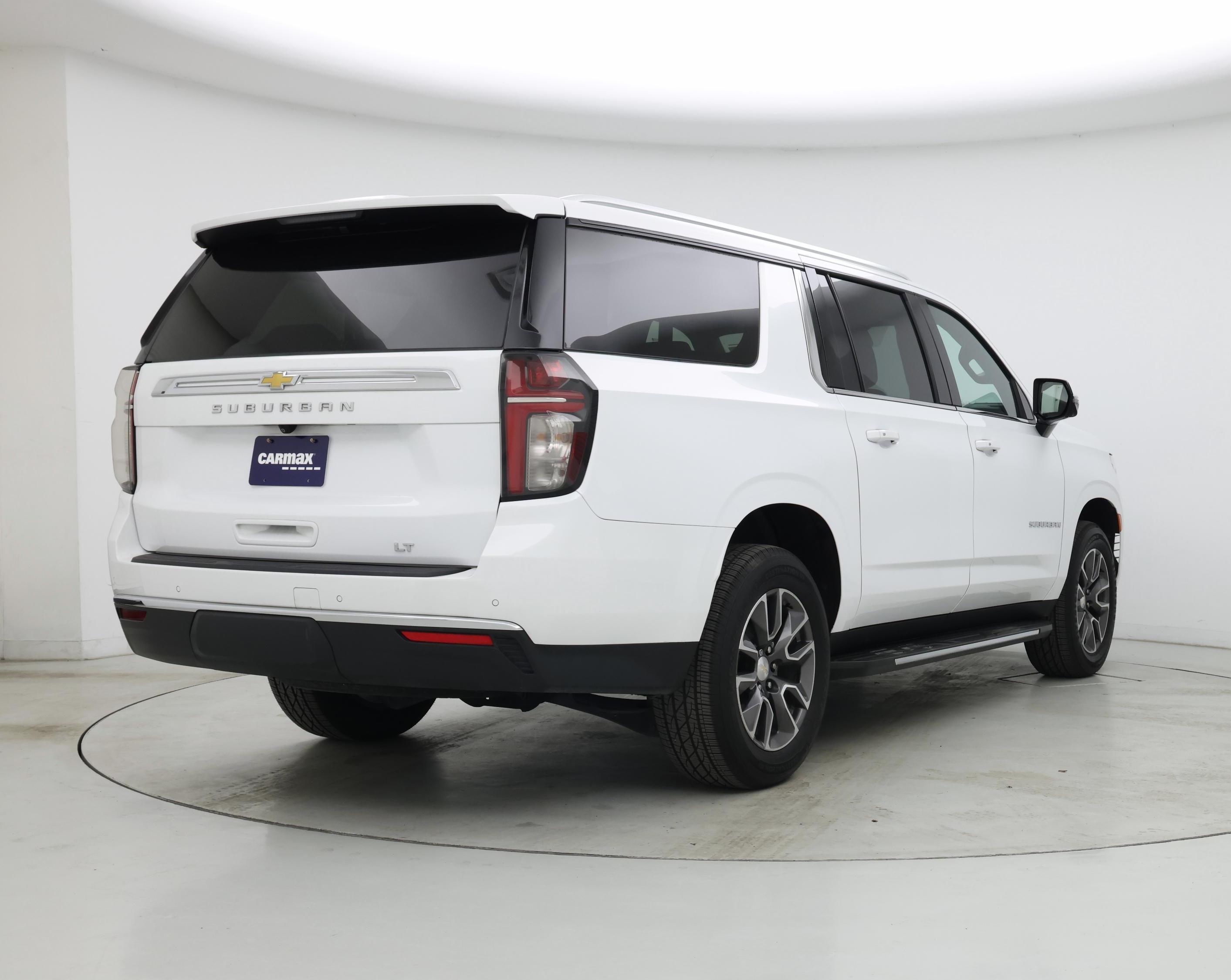 Thumbnail: 2023 Chevrolet Suburban - 8