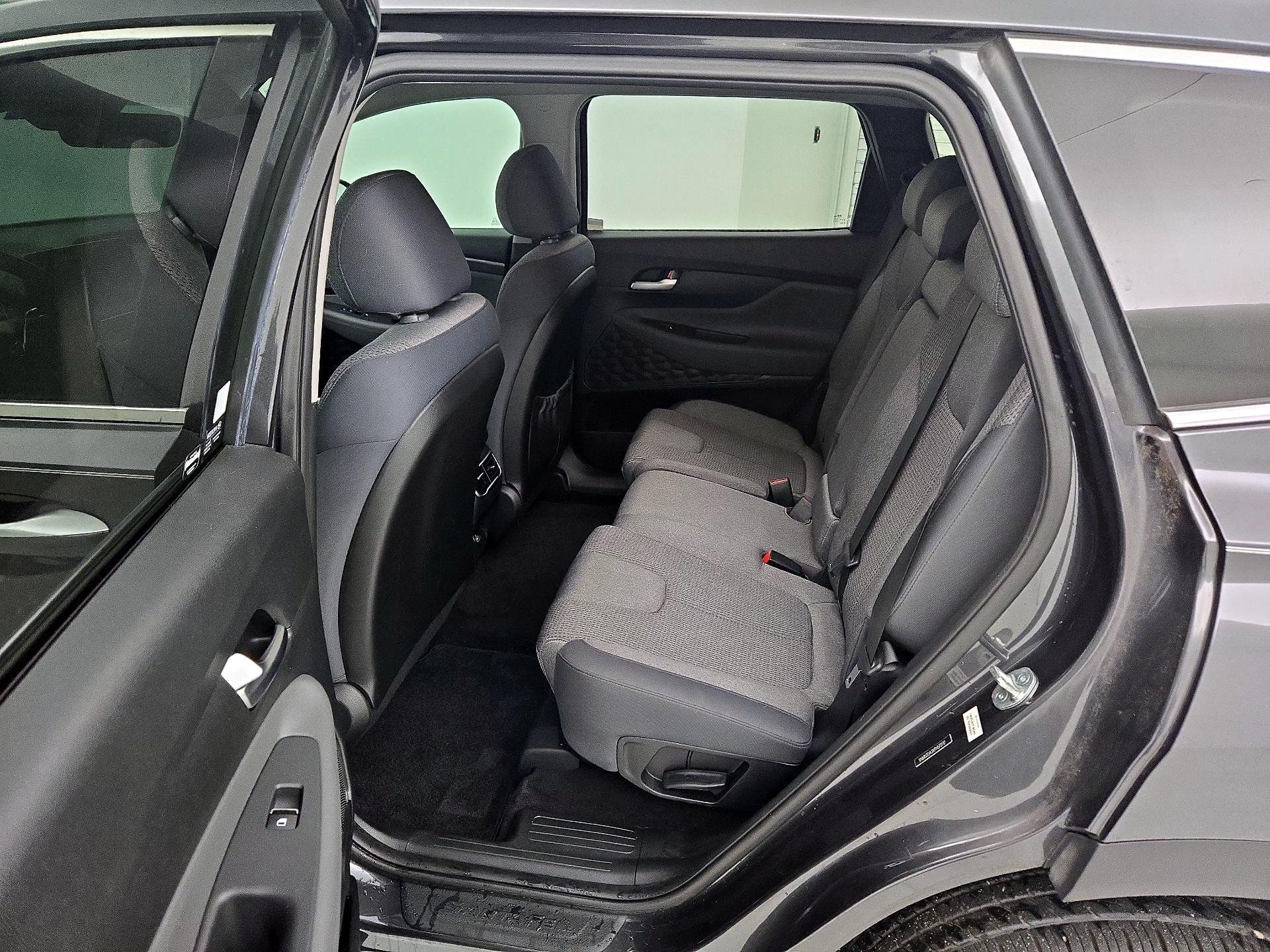 Thumbnail: 2023 Hyundai Santa Fe - 20