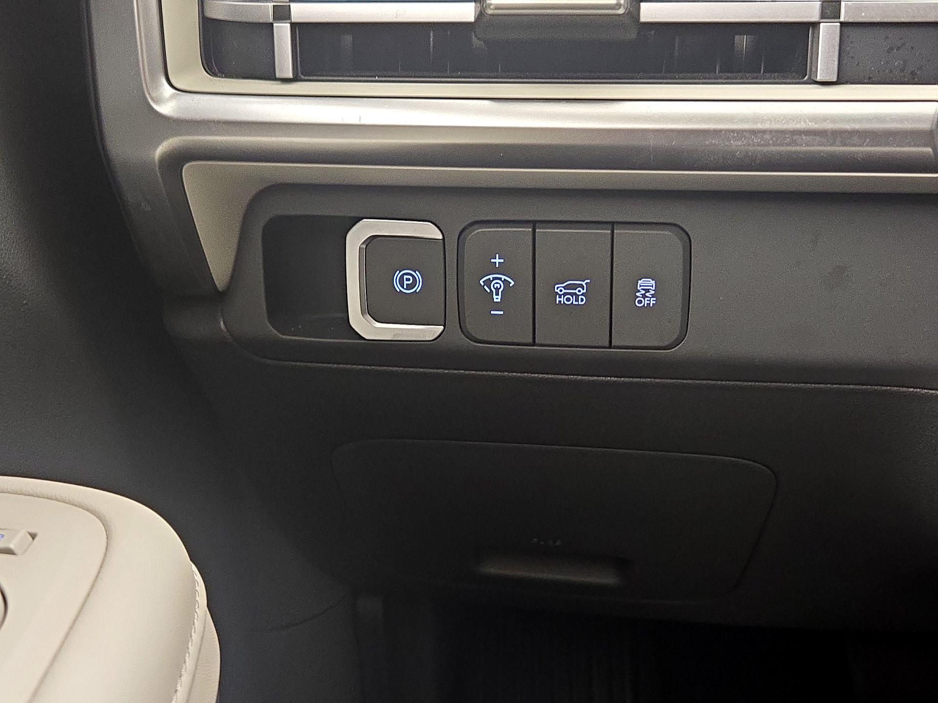 Thumbnail: 2025 Hyundai Santa Fe - 13