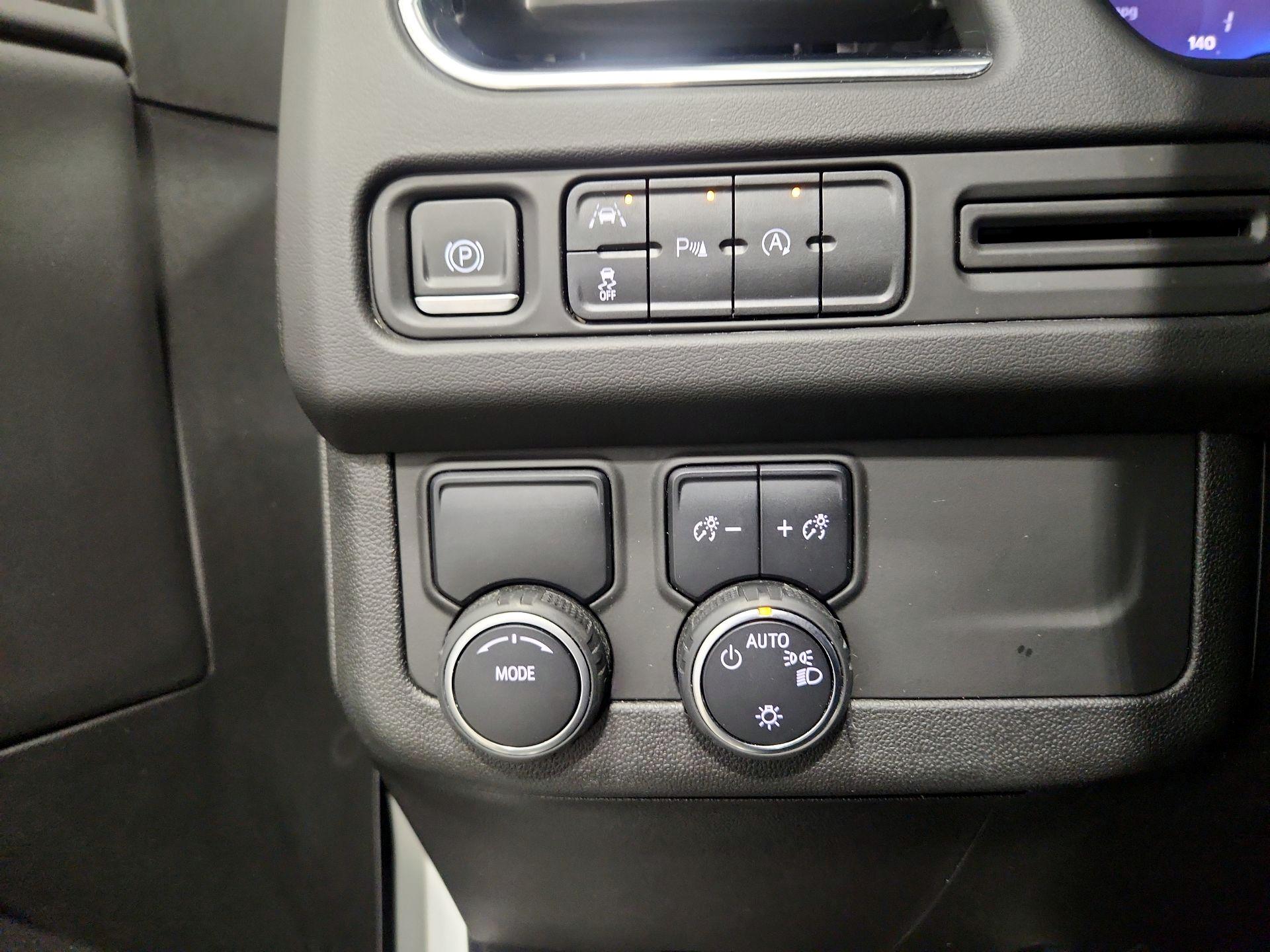 Thumbnail: 2023 Chevrolet Suburban - 13