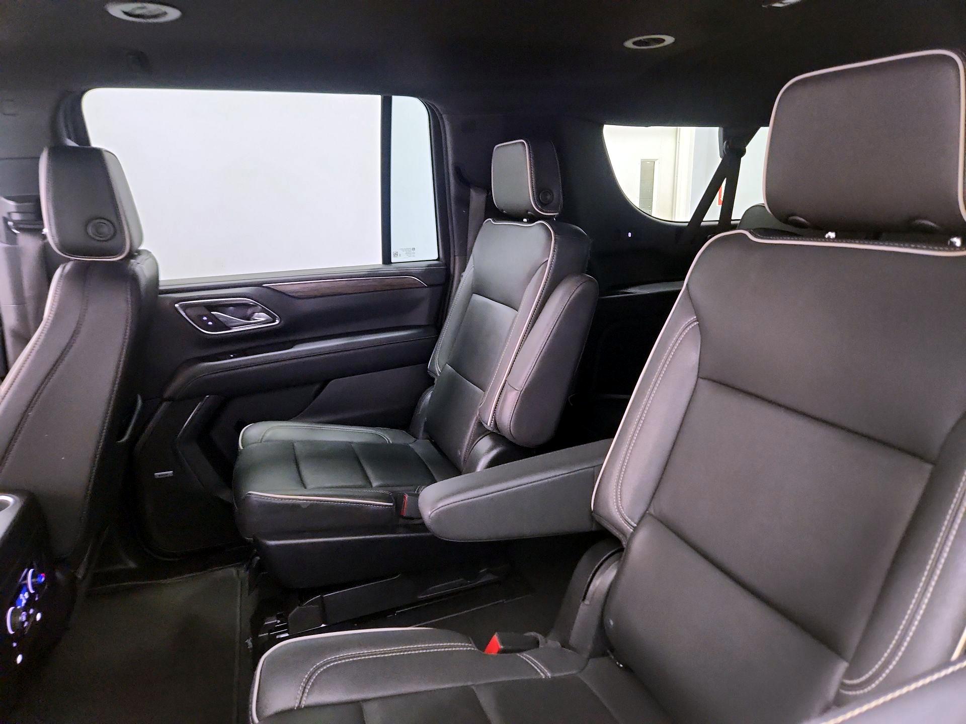 Thumbnail: 2023 Chevrolet Suburban - 19