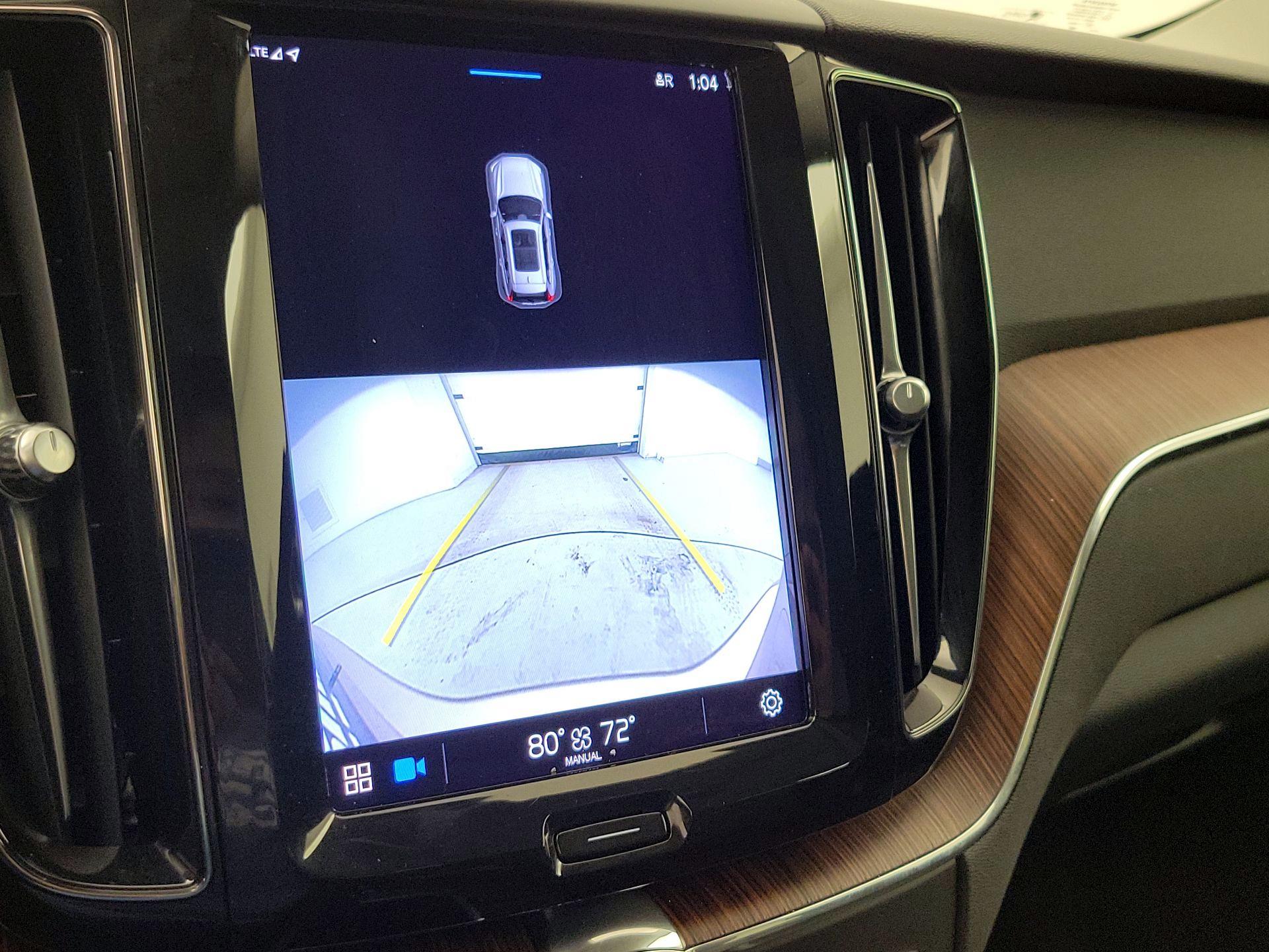 Thumbnail: 2023 Volvo XC60 - 15