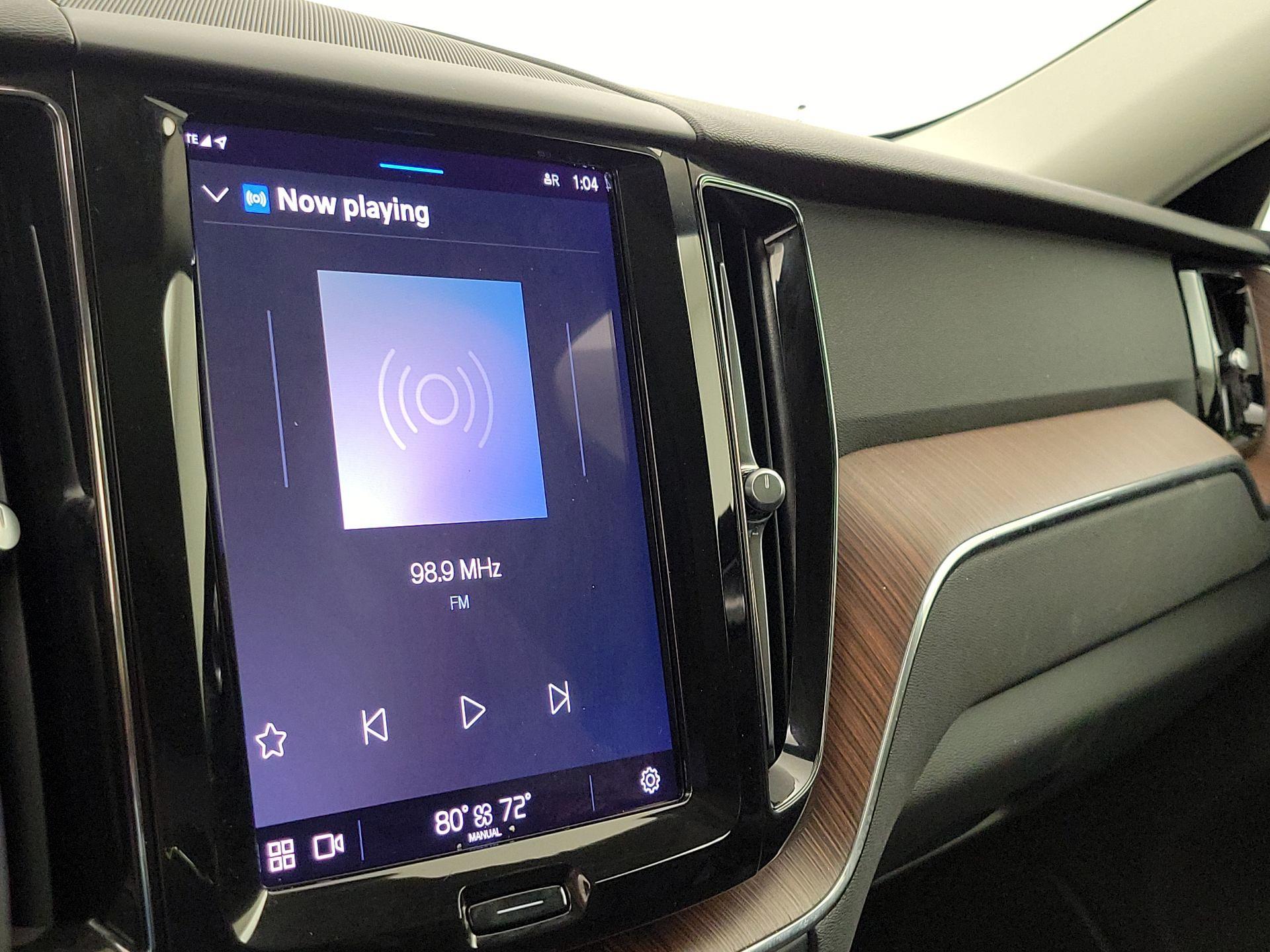 Thumbnail: 2023 Volvo XC60 - 16