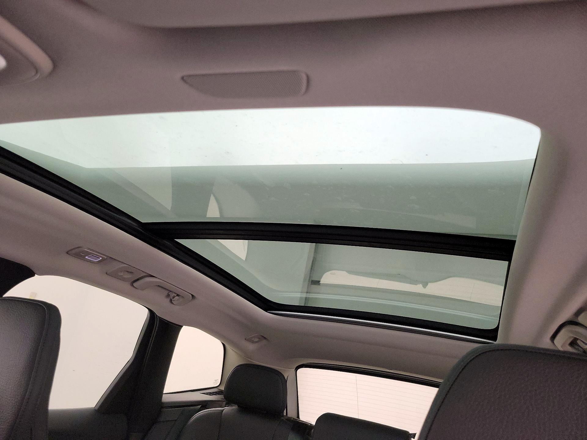 Thumbnail: 2023 Volvo XC60 - 20