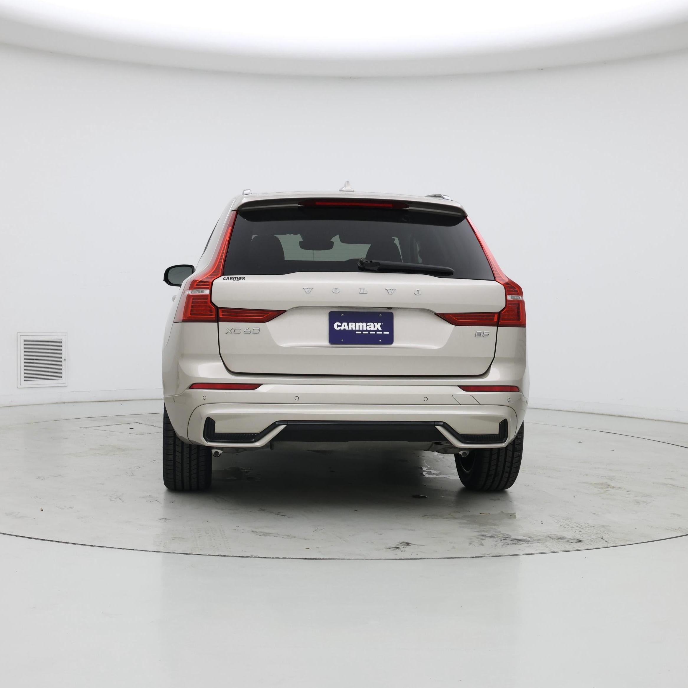 Thumbnail: 2023 Volvo XC60 - 6