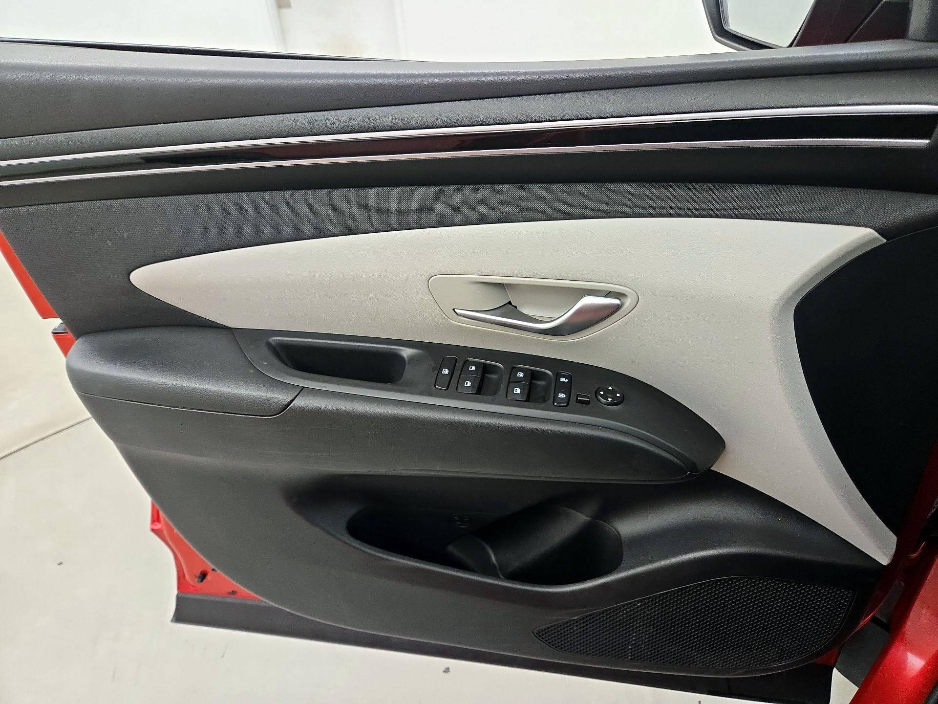 Thumbnail: 2023 Hyundai Tucson - 12