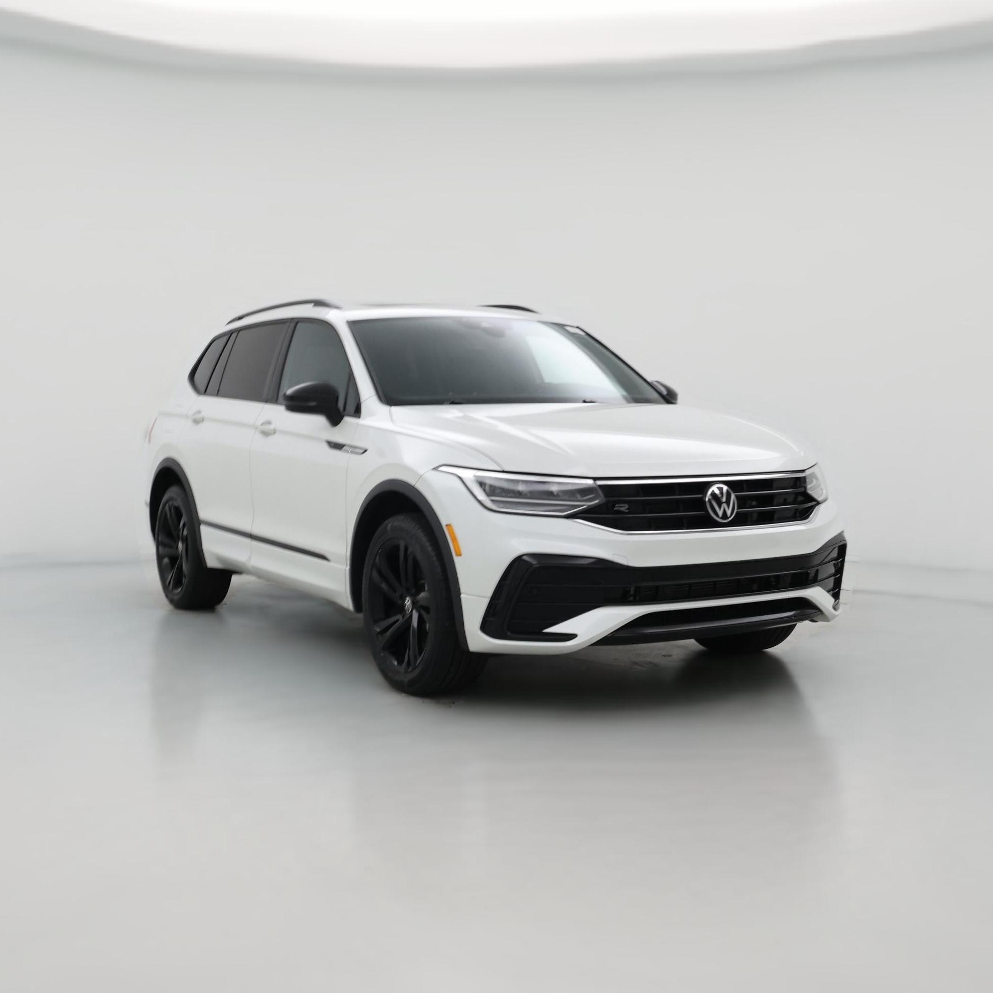Thumbnail: 2023 Volkswagen Tiguan - 1