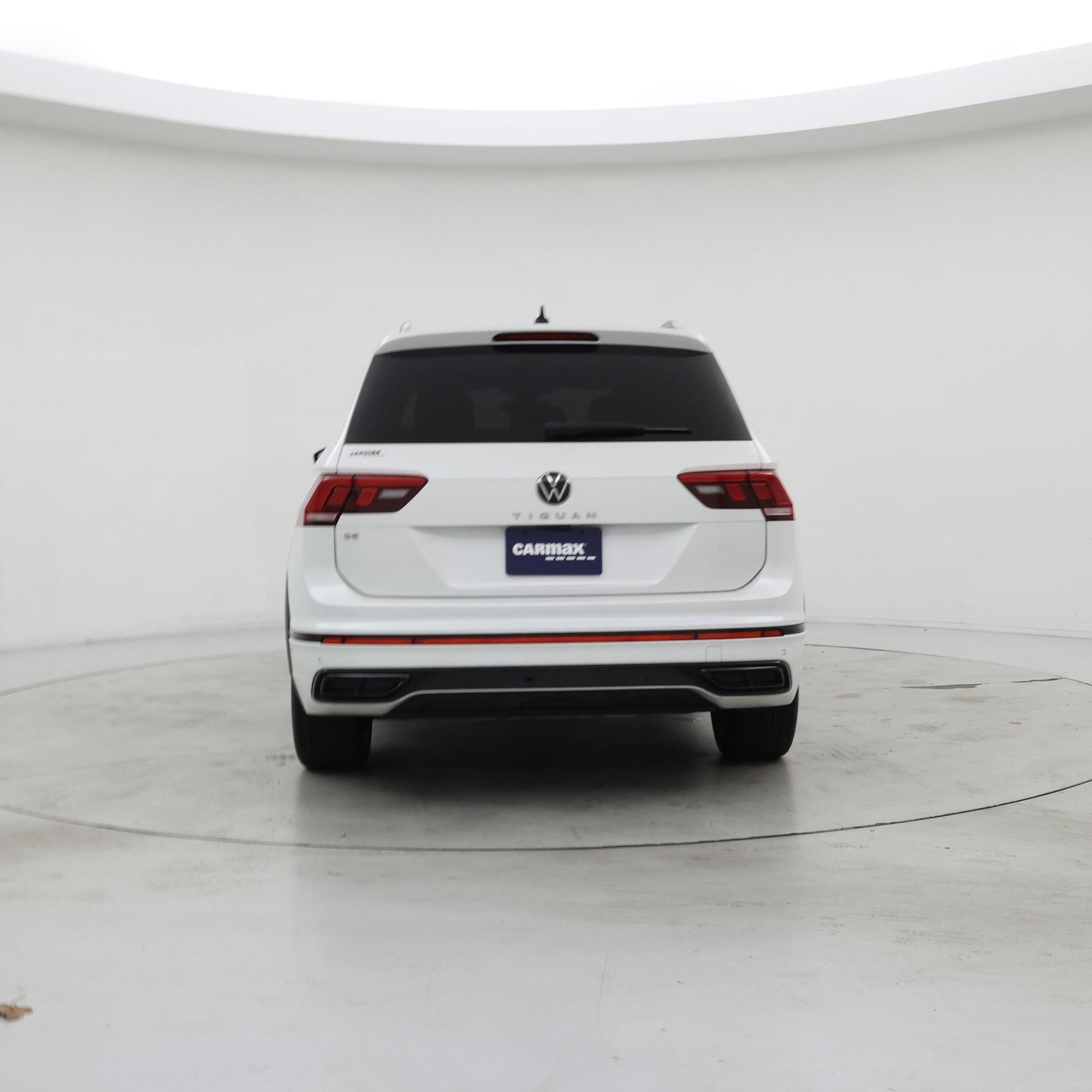 Thumbnail: 2023 Volkswagen Tiguan - 6