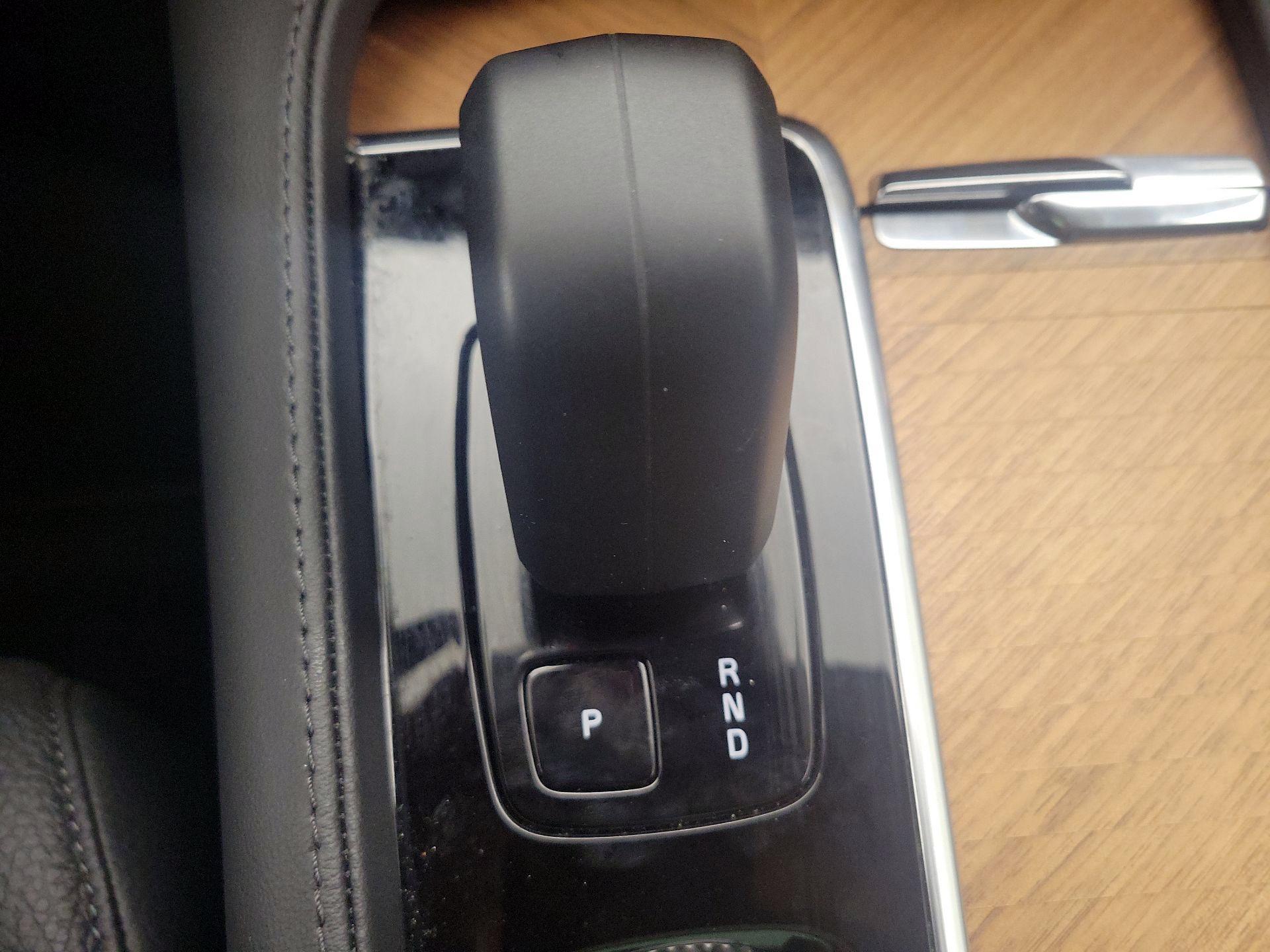 Thumbnail: 2025 Volvo XC90 - 17