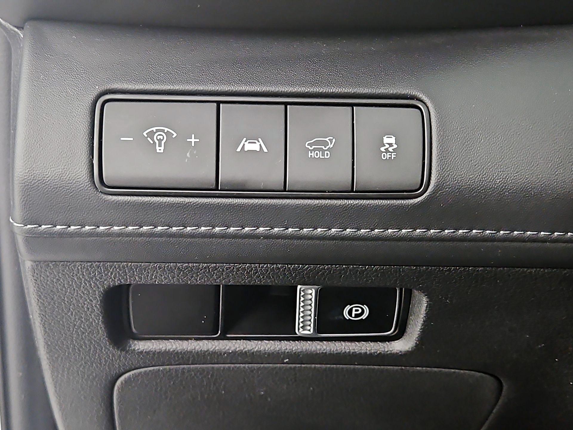 Thumbnail: 2022 Hyundai Santa Fe - 13