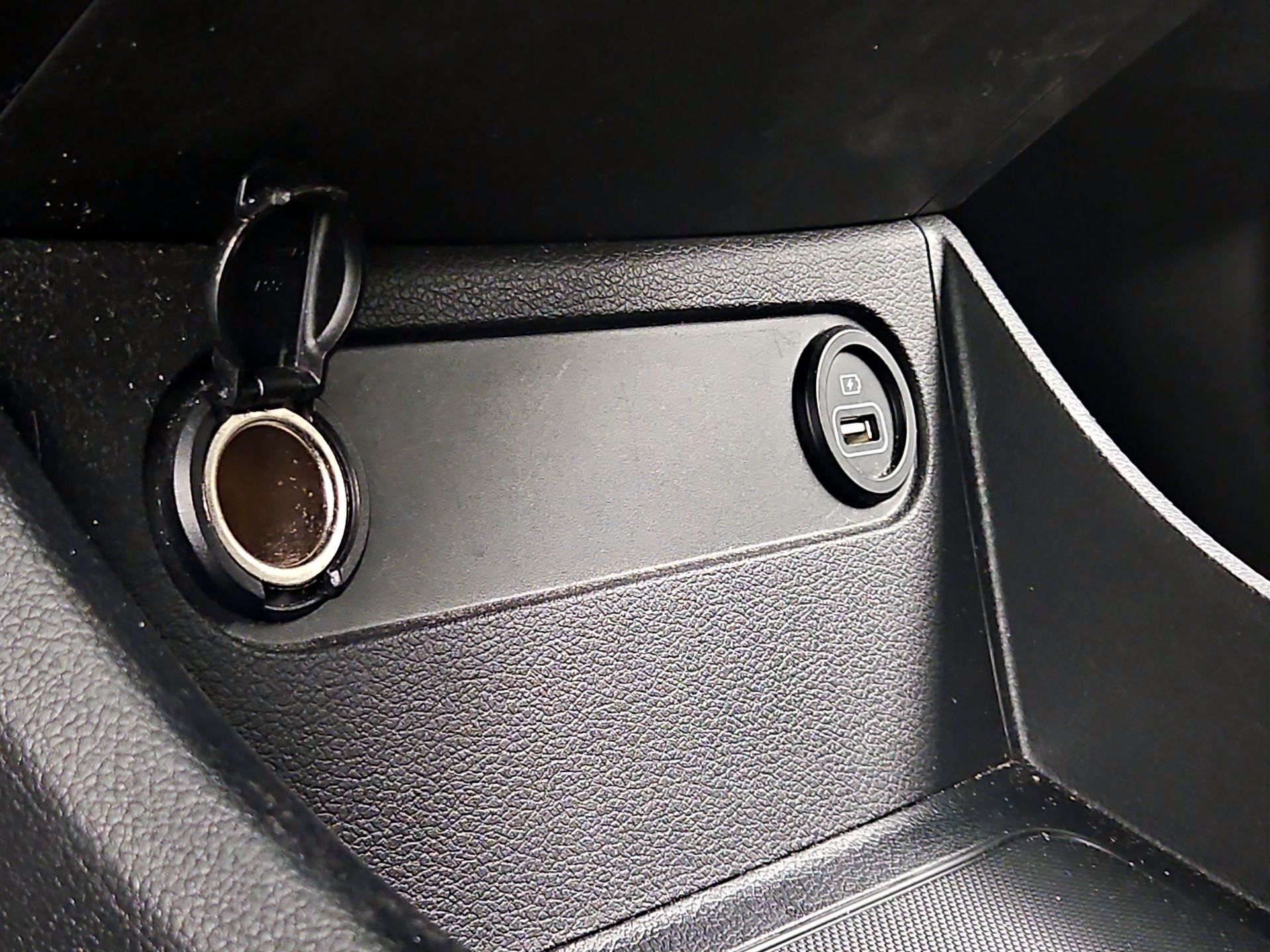 Thumbnail: 2022 Hyundai Santa Fe - 19