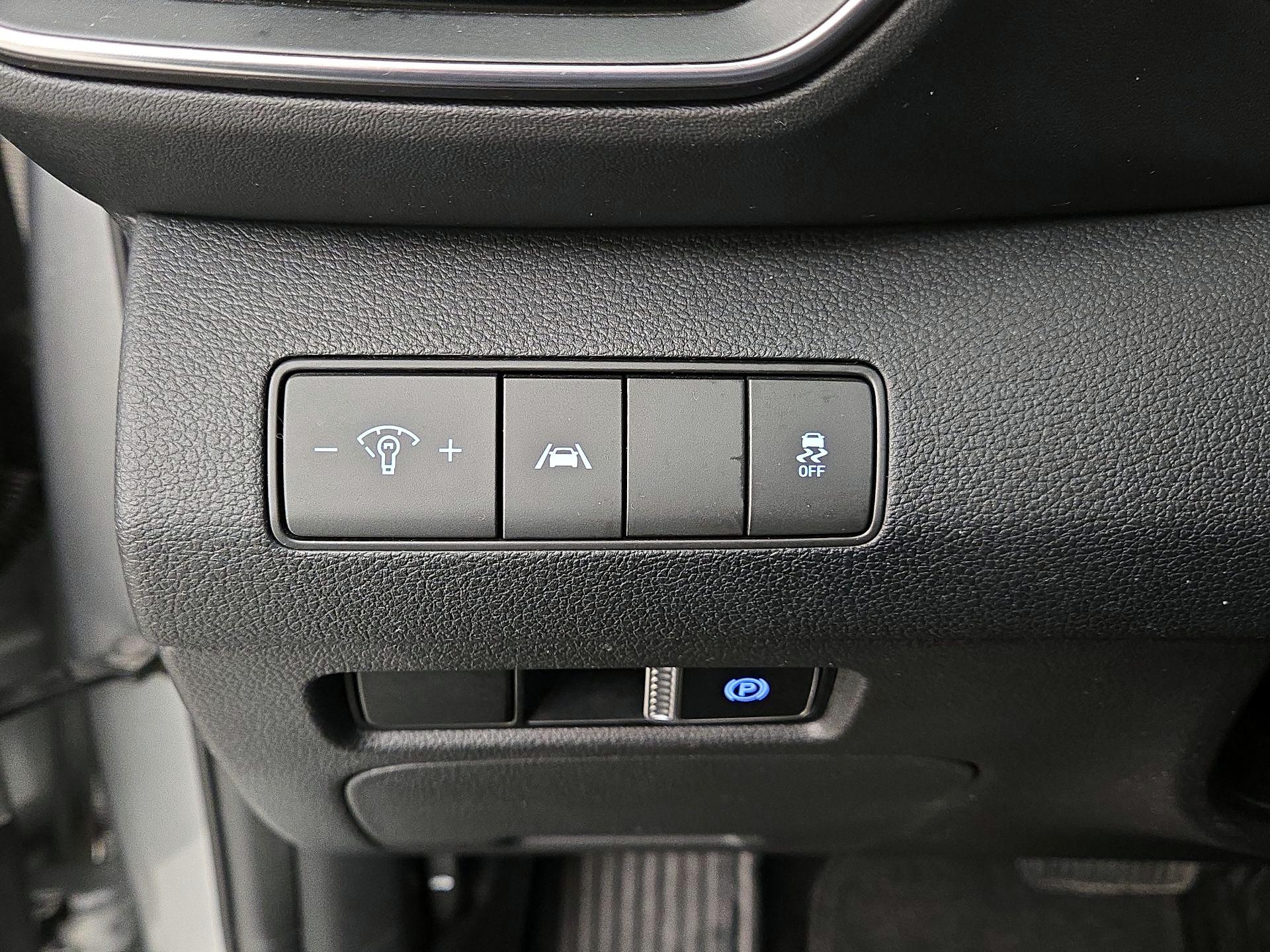 Thumbnail: 2023 Hyundai Santa Fe - 13