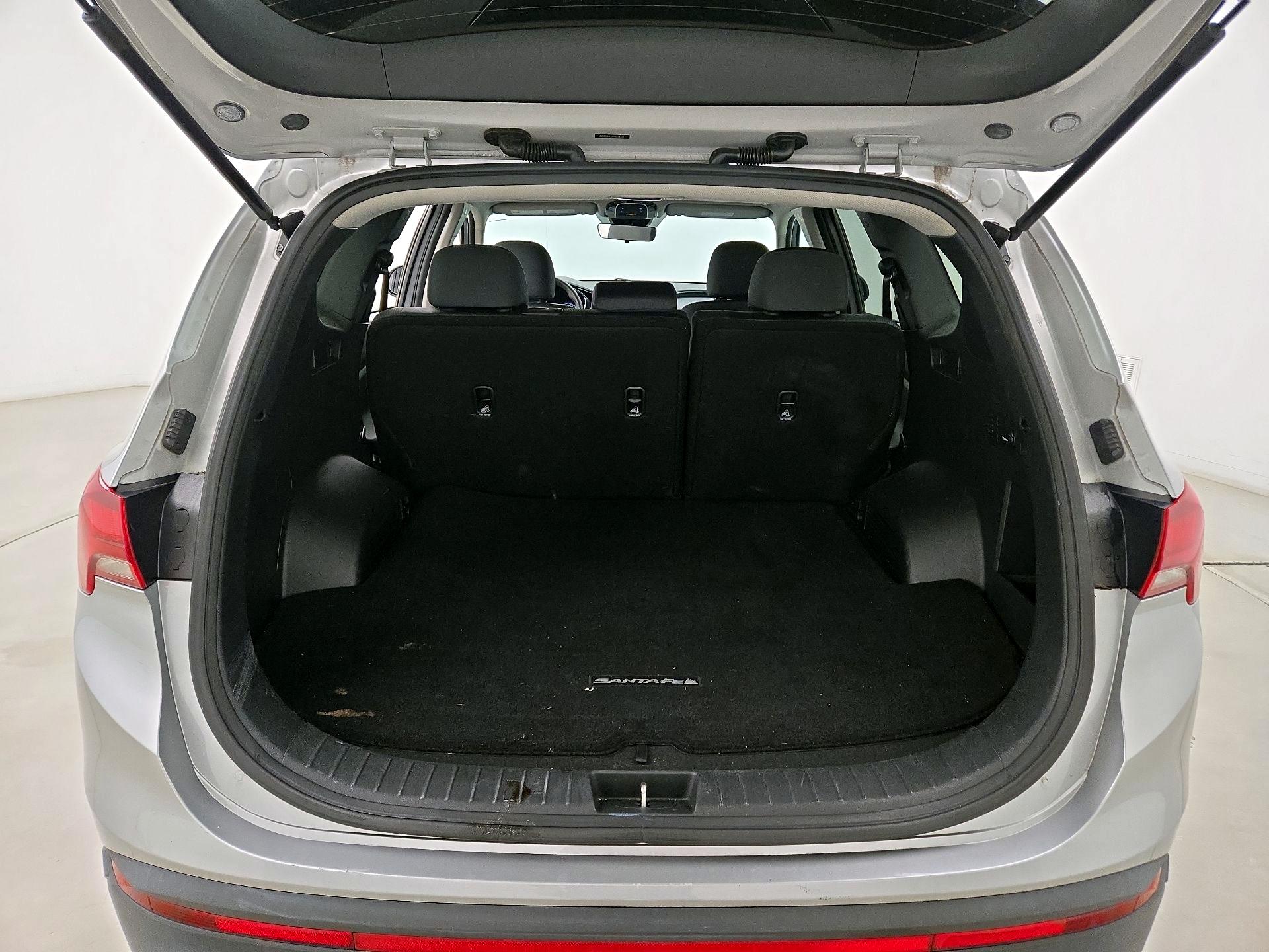 Thumbnail: 2023 Hyundai Santa Fe - 20