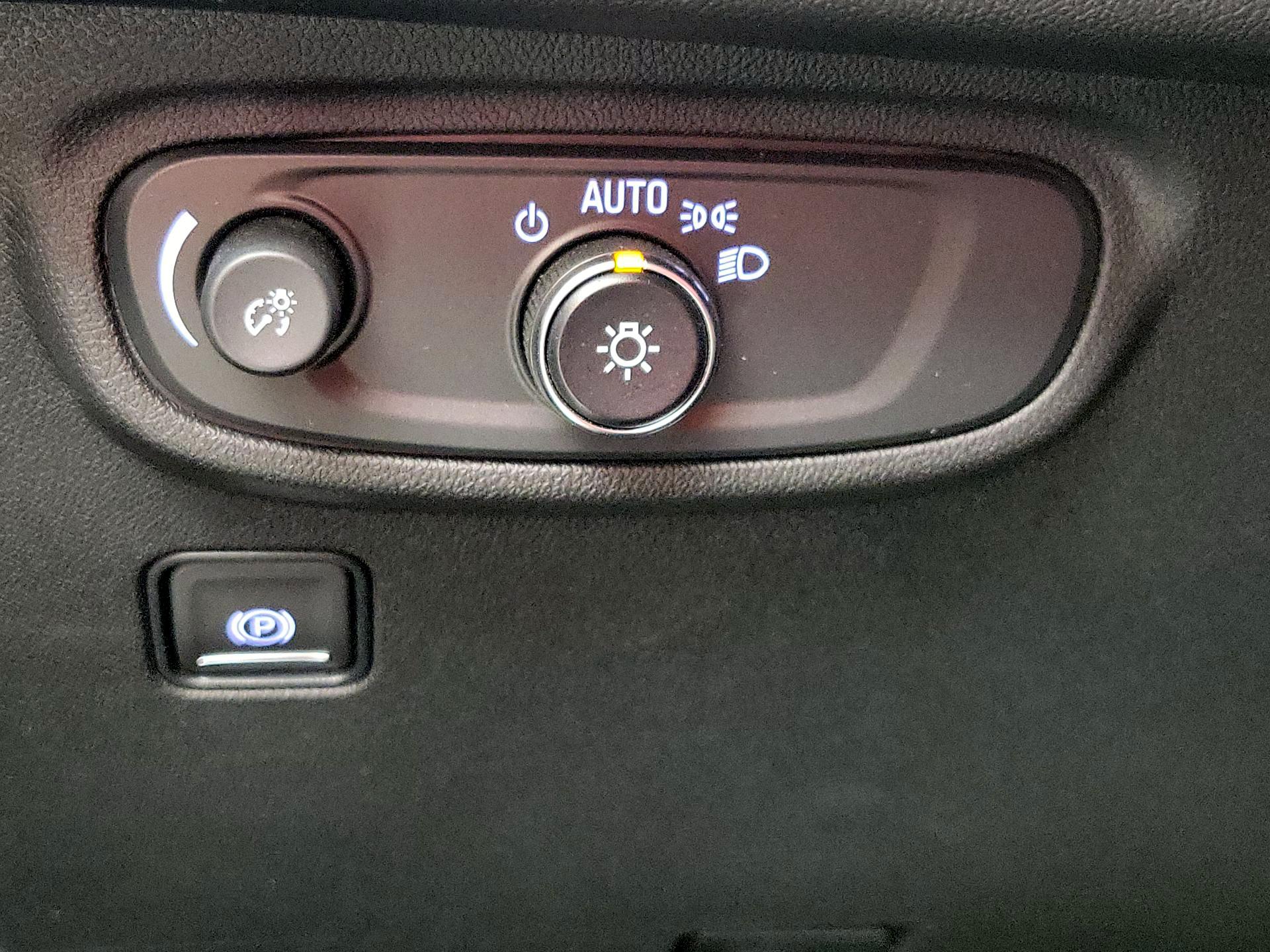 Thumbnail: 2022 GMC Terrain - 13