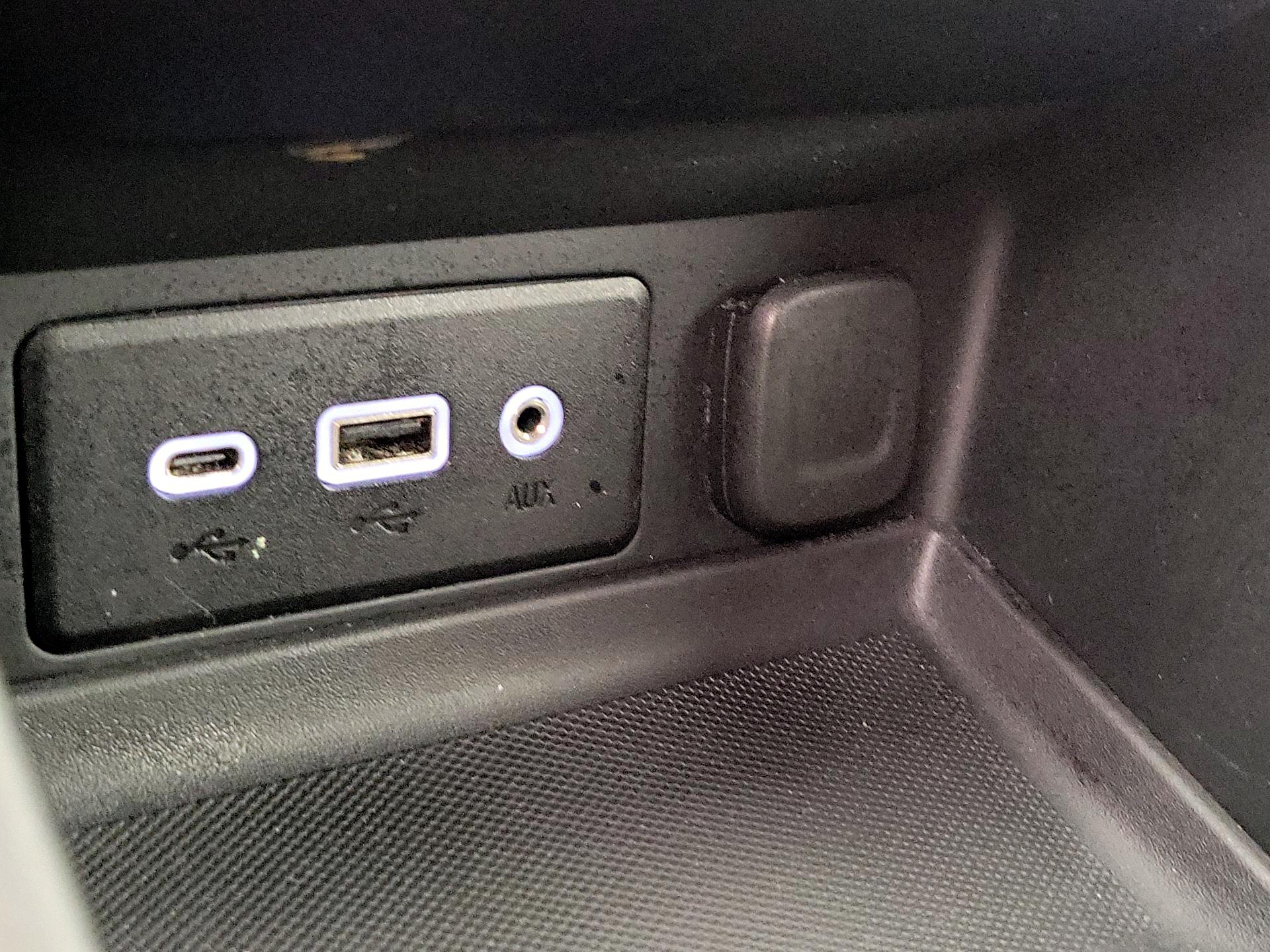 Thumbnail: 2022 GMC Terrain - 18