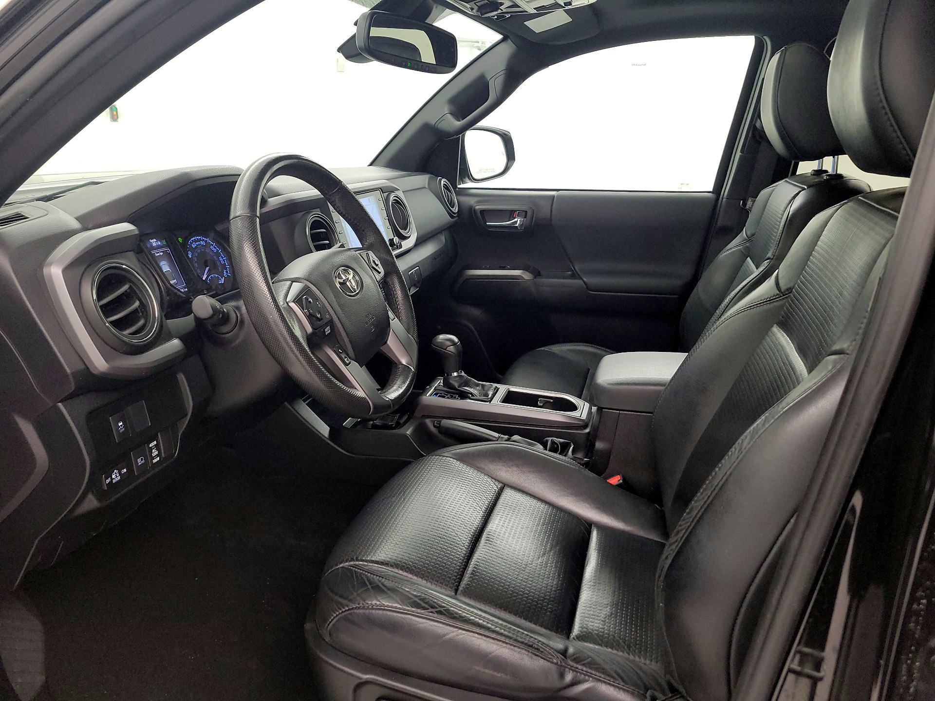 Thumbnail: 2021 Toyota Tacoma - 11