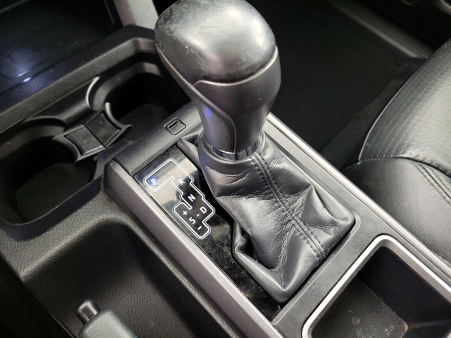 Thumbnail: 2021 Toyota Tacoma - 18