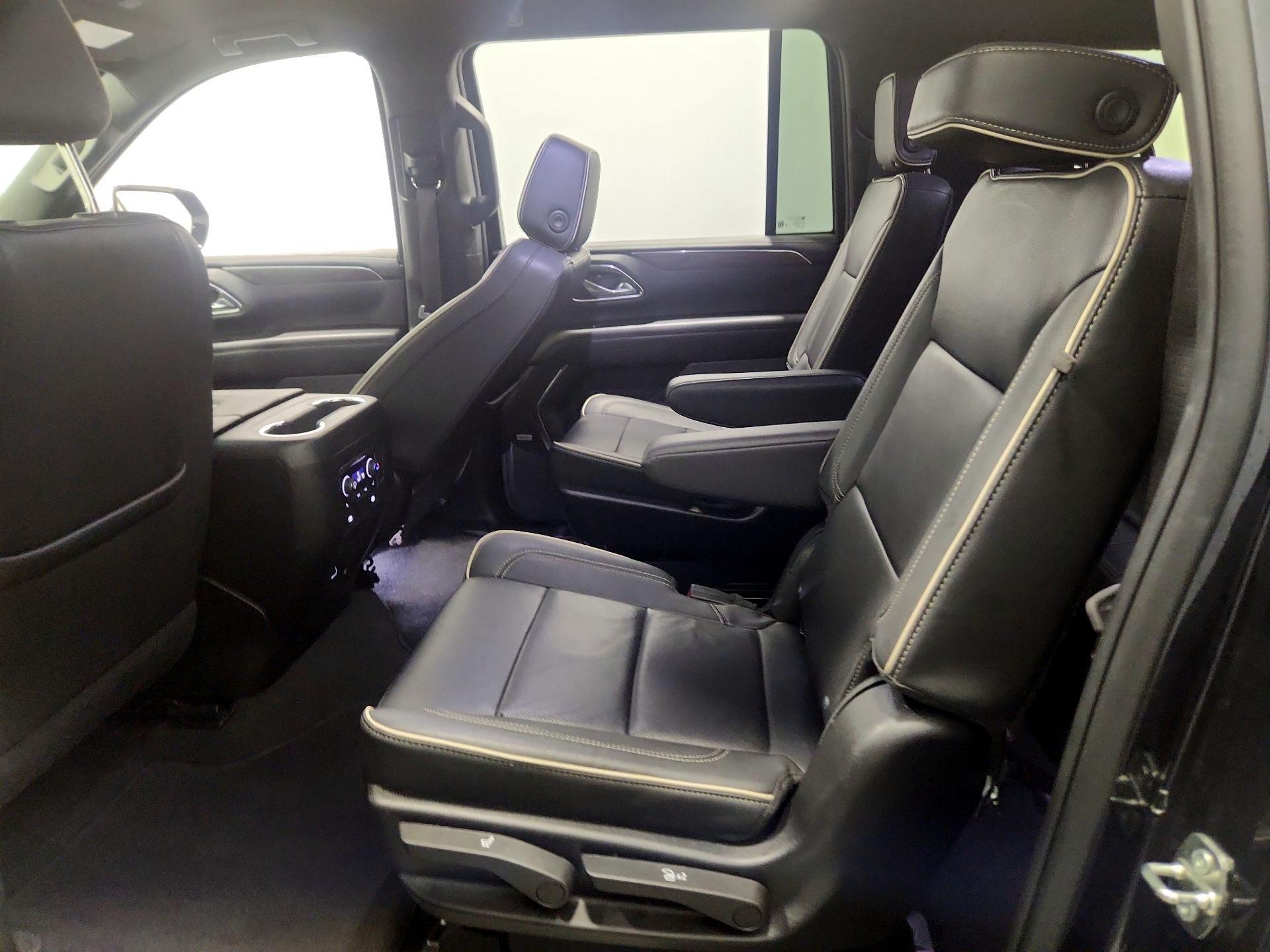 Thumbnail: 2023 Chevrolet Suburban - 20