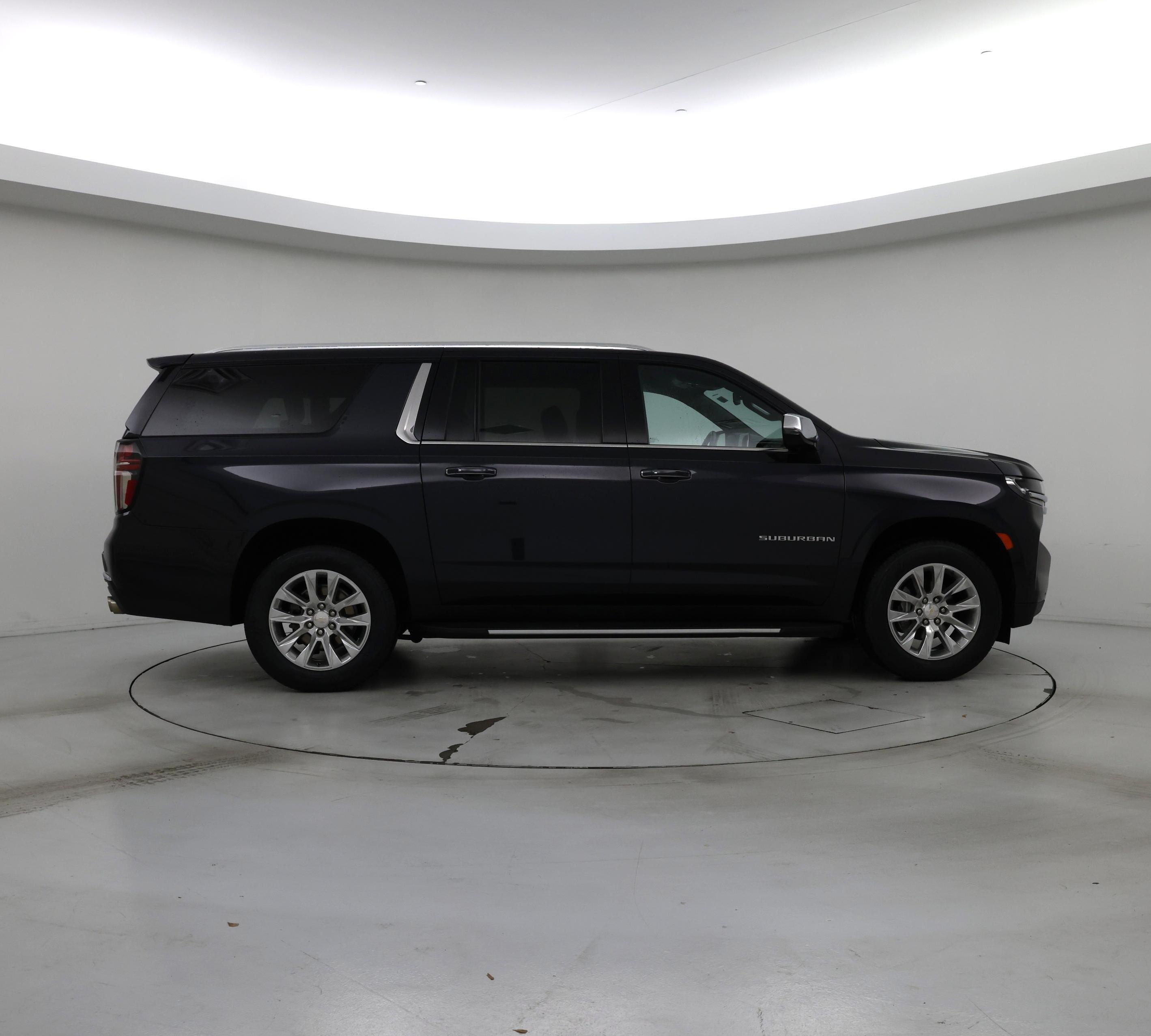 Thumbnail: 2023 Chevrolet Suburban - 7