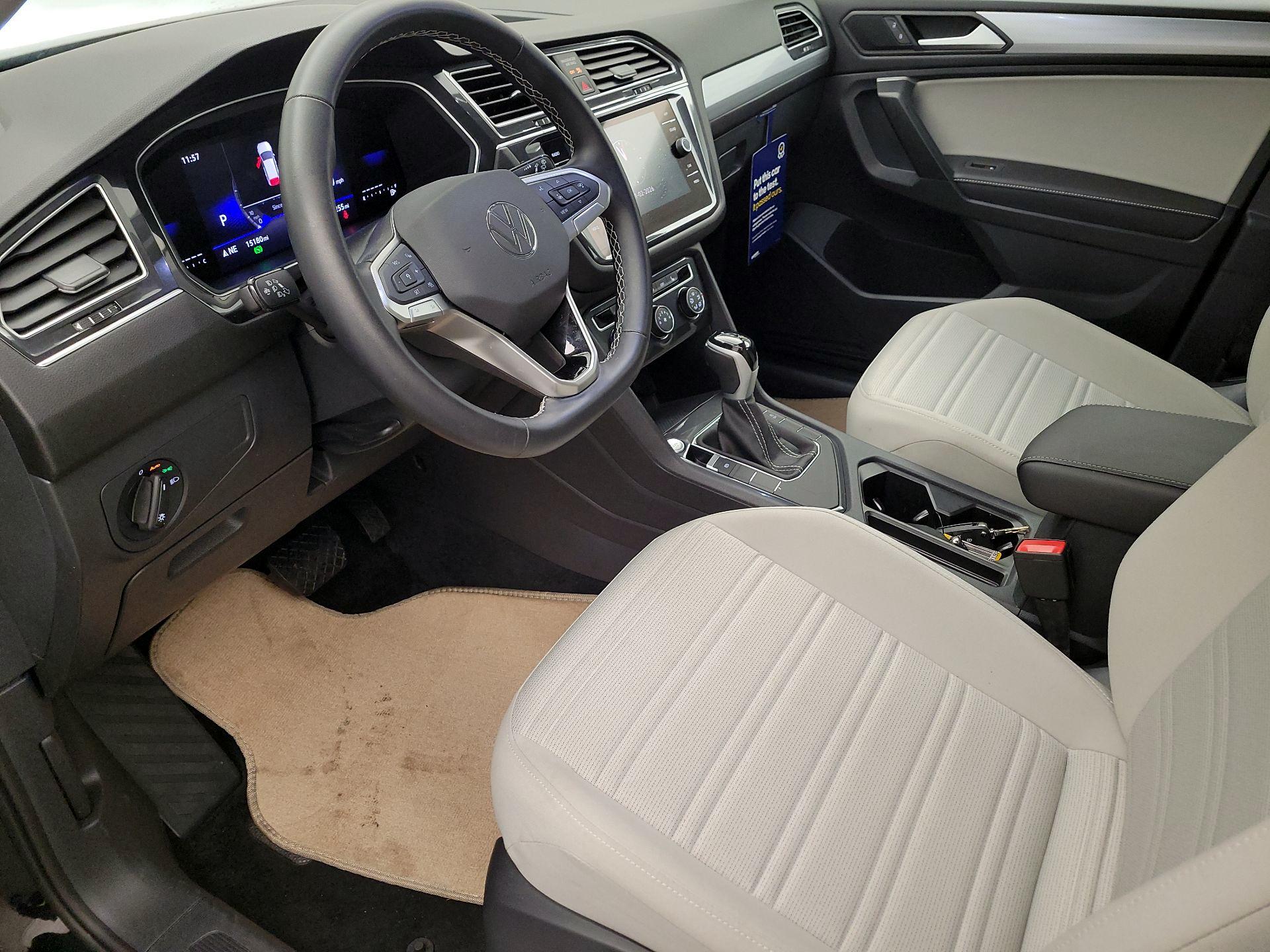 Thumbnail: 2024 Volkswagen Tiguan - 11