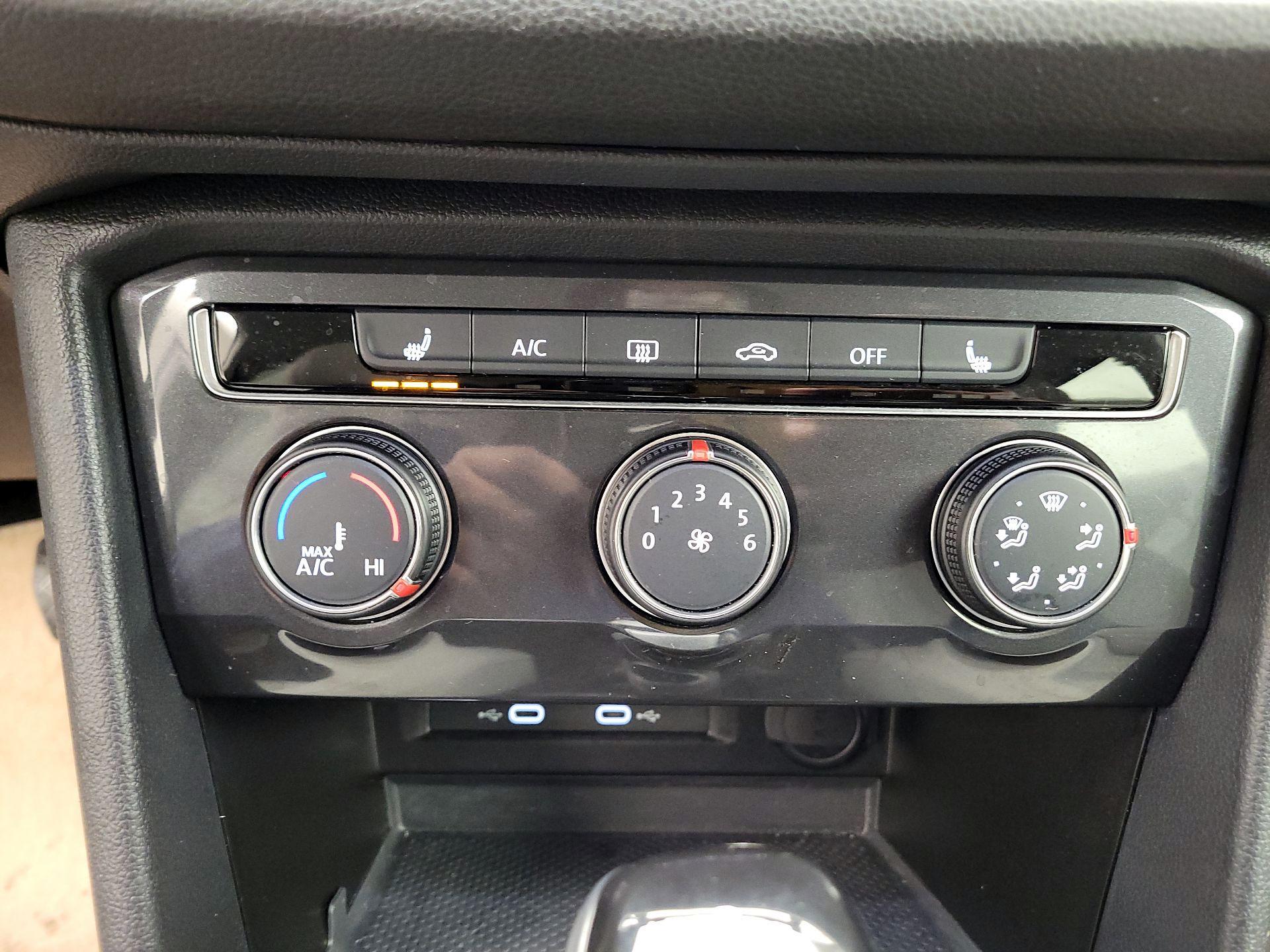 Thumbnail: 2024 Volkswagen Tiguan - 14