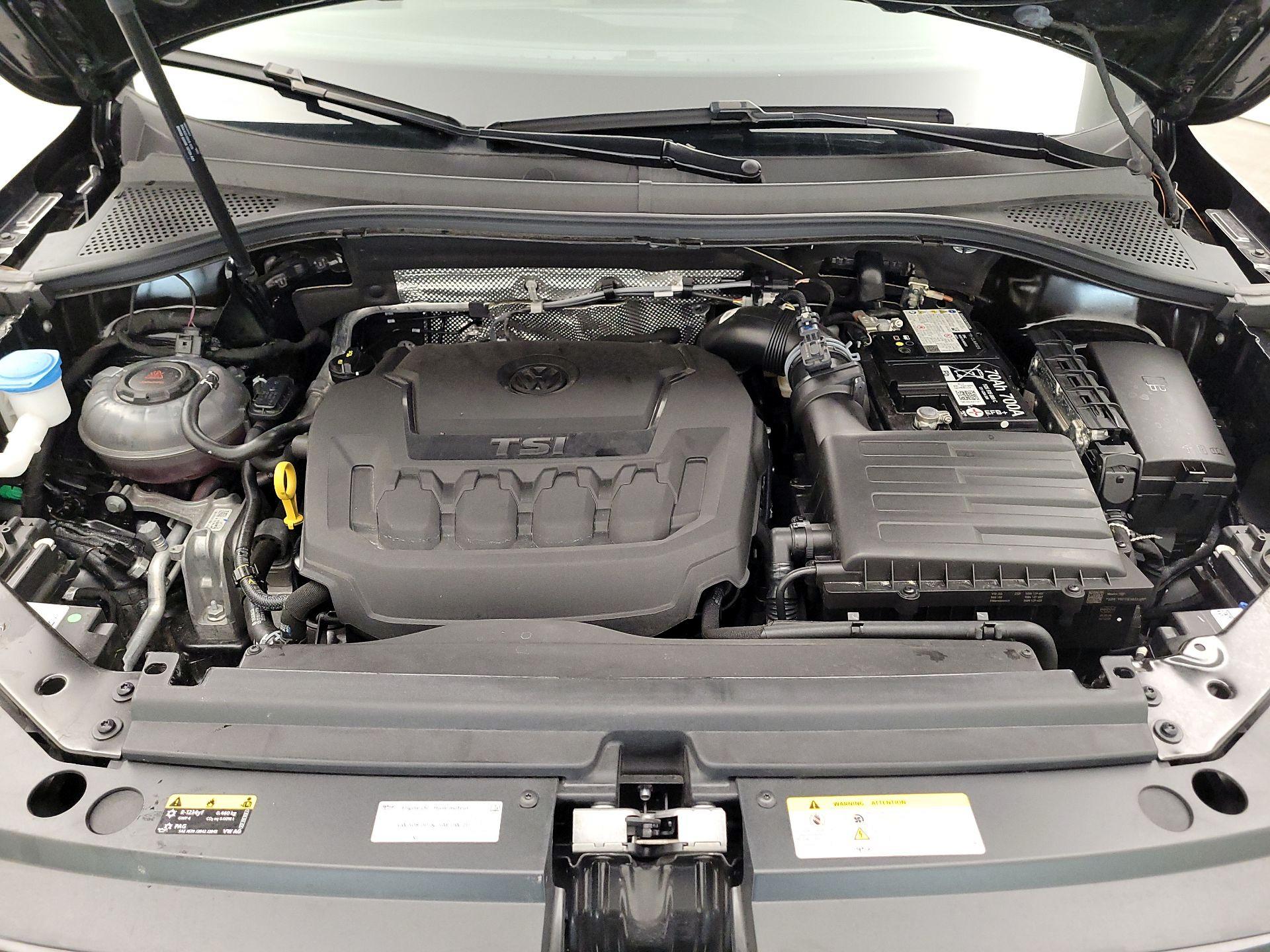 Thumbnail: 2024 Volkswagen Tiguan - 17