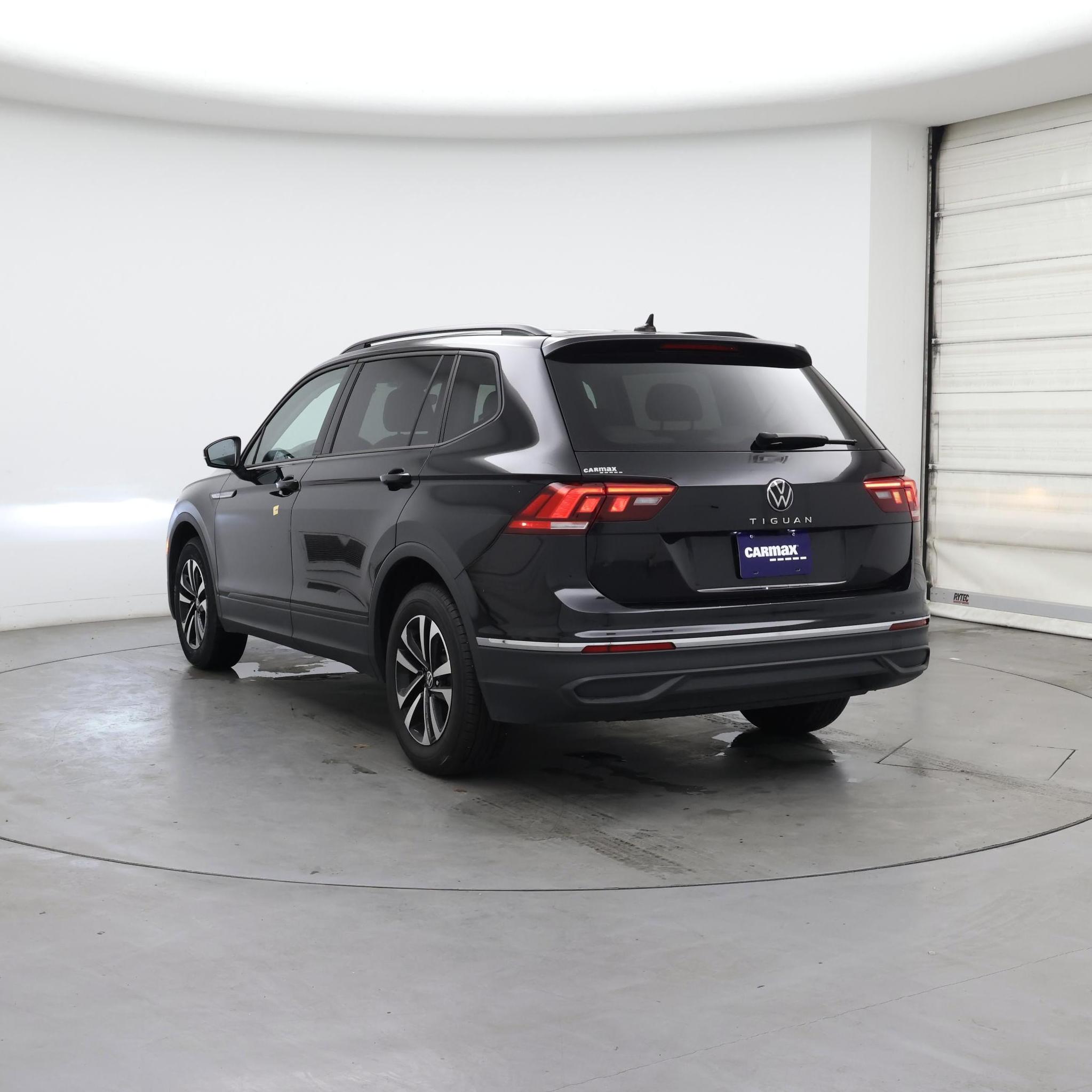 Thumbnail: 2024 Volkswagen Tiguan - 2