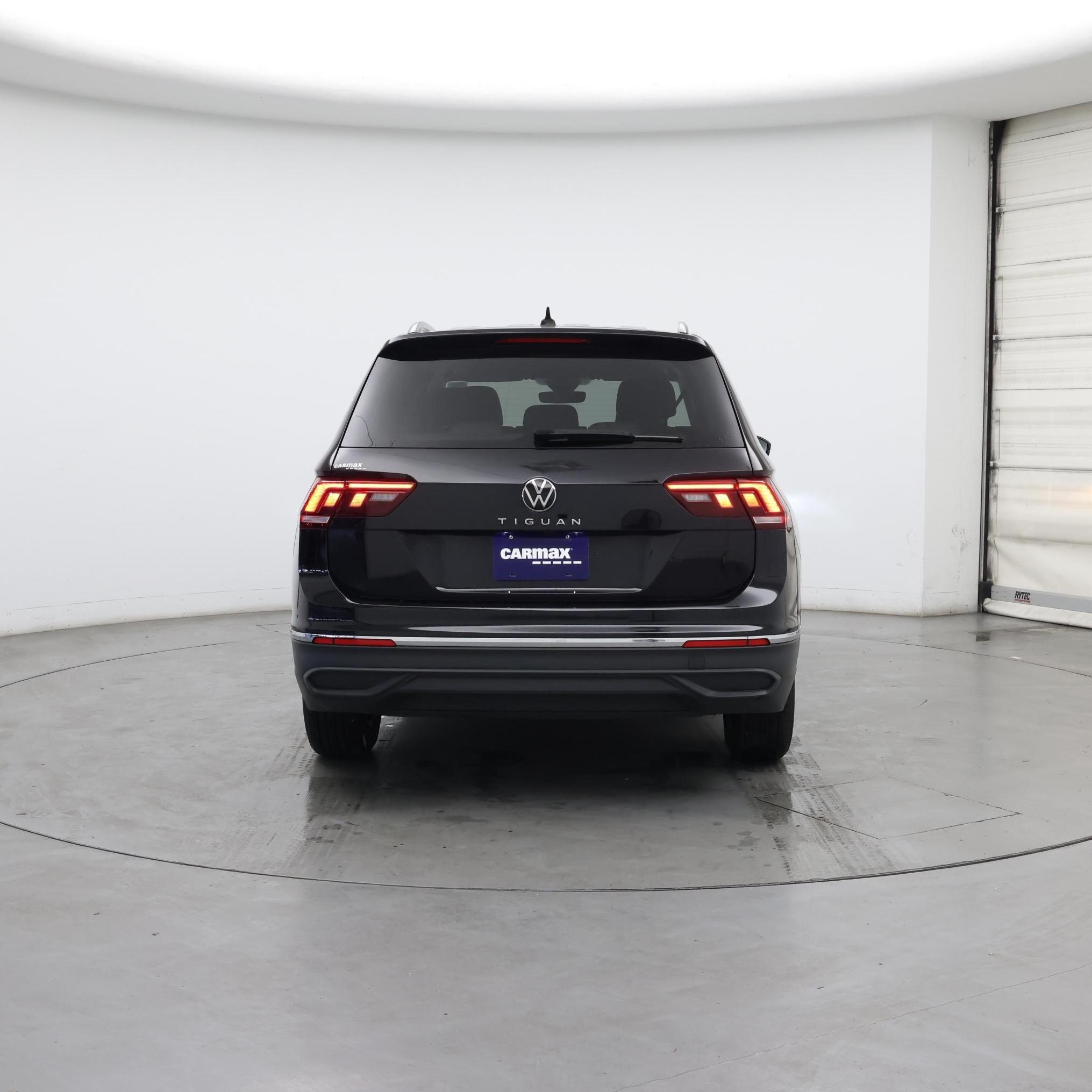 Thumbnail: 2024 Volkswagen Tiguan - 6