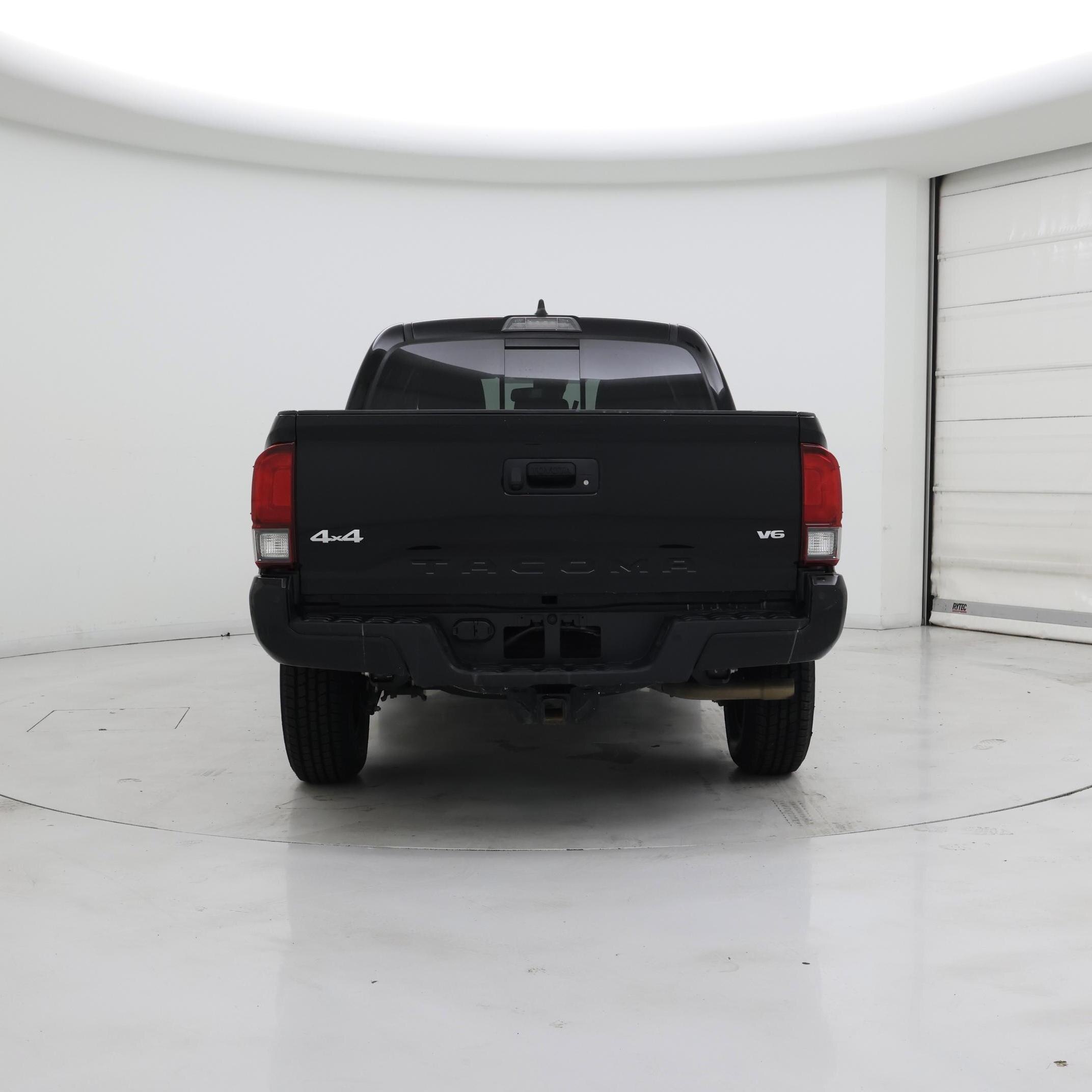 Thumbnail: 2023 Toyota Tacoma - 6