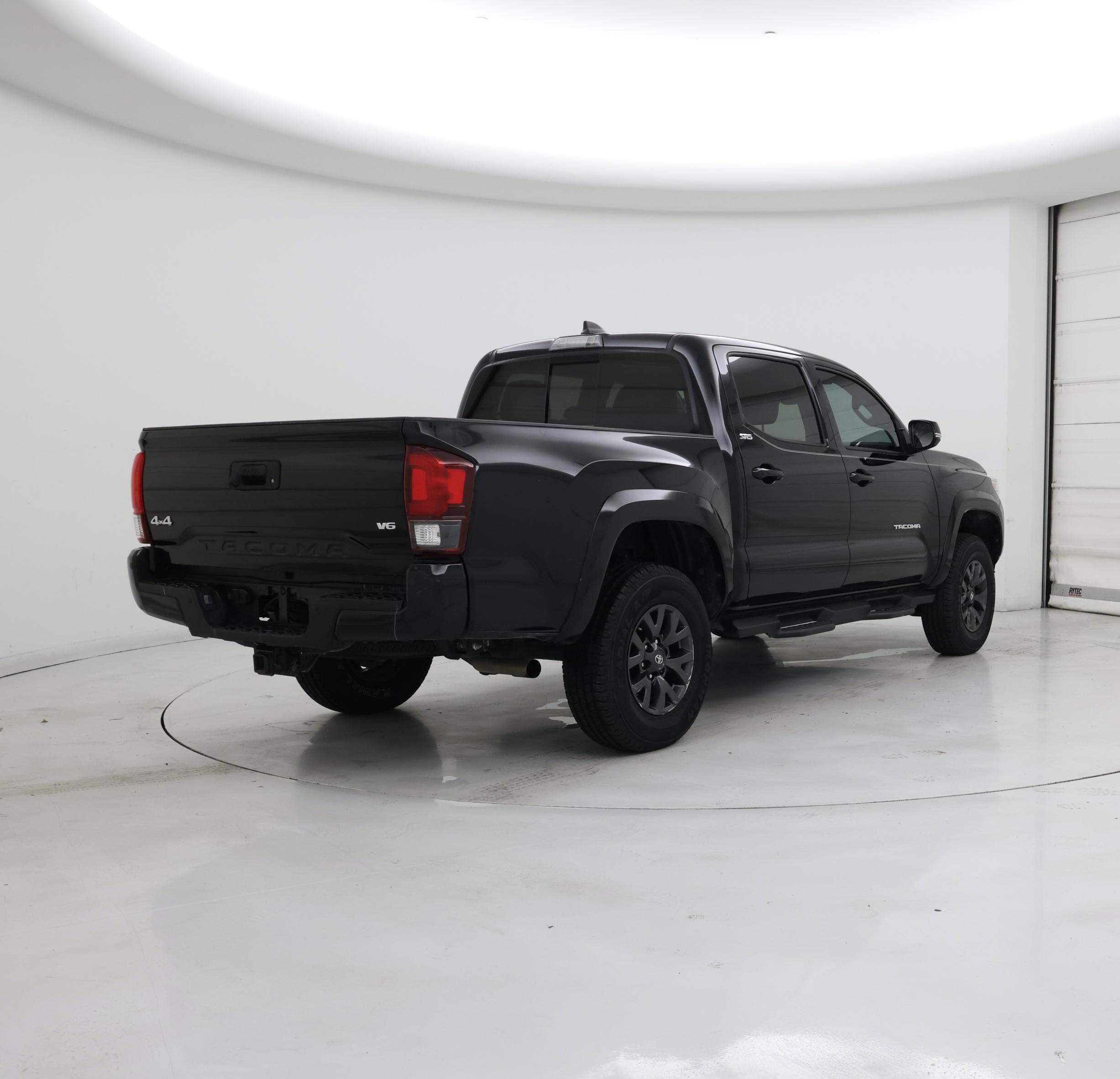 Thumbnail: 2023 Toyota Tacoma - 8