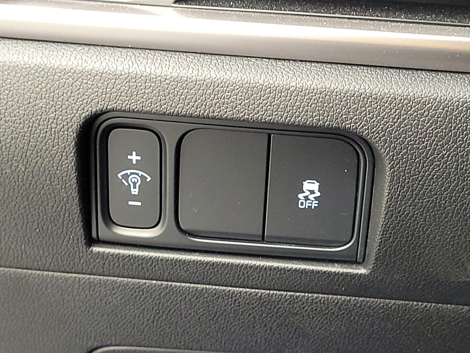 Thumbnail: 2024 Kia Sorento - 13